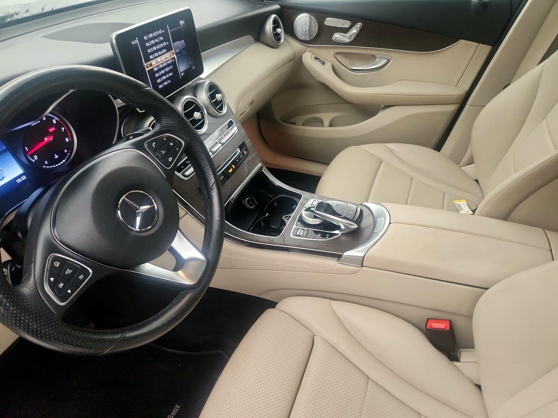 Thumbnail: 2018 Mercedes-Benz GLC - 11