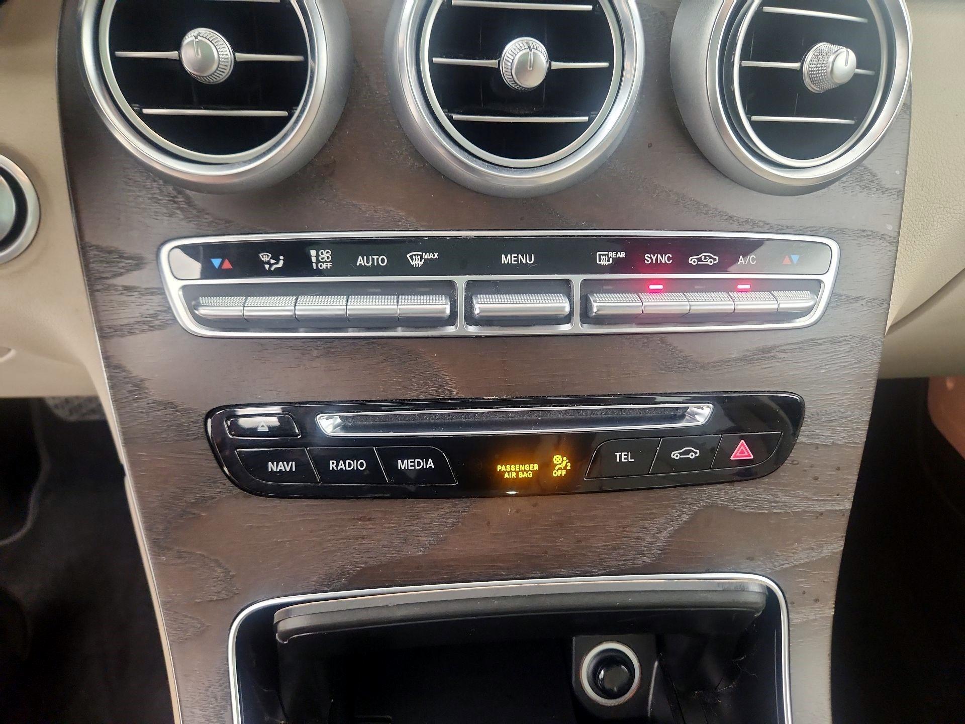 Thumbnail: 2018 Mercedes-Benz GLC - 16