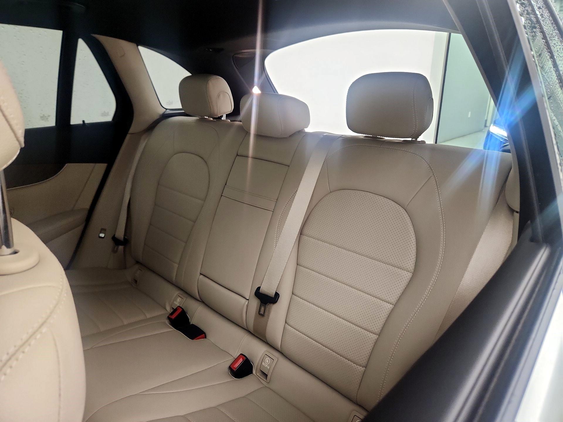 Thumbnail: 2018 Mercedes-Benz GLC - 20