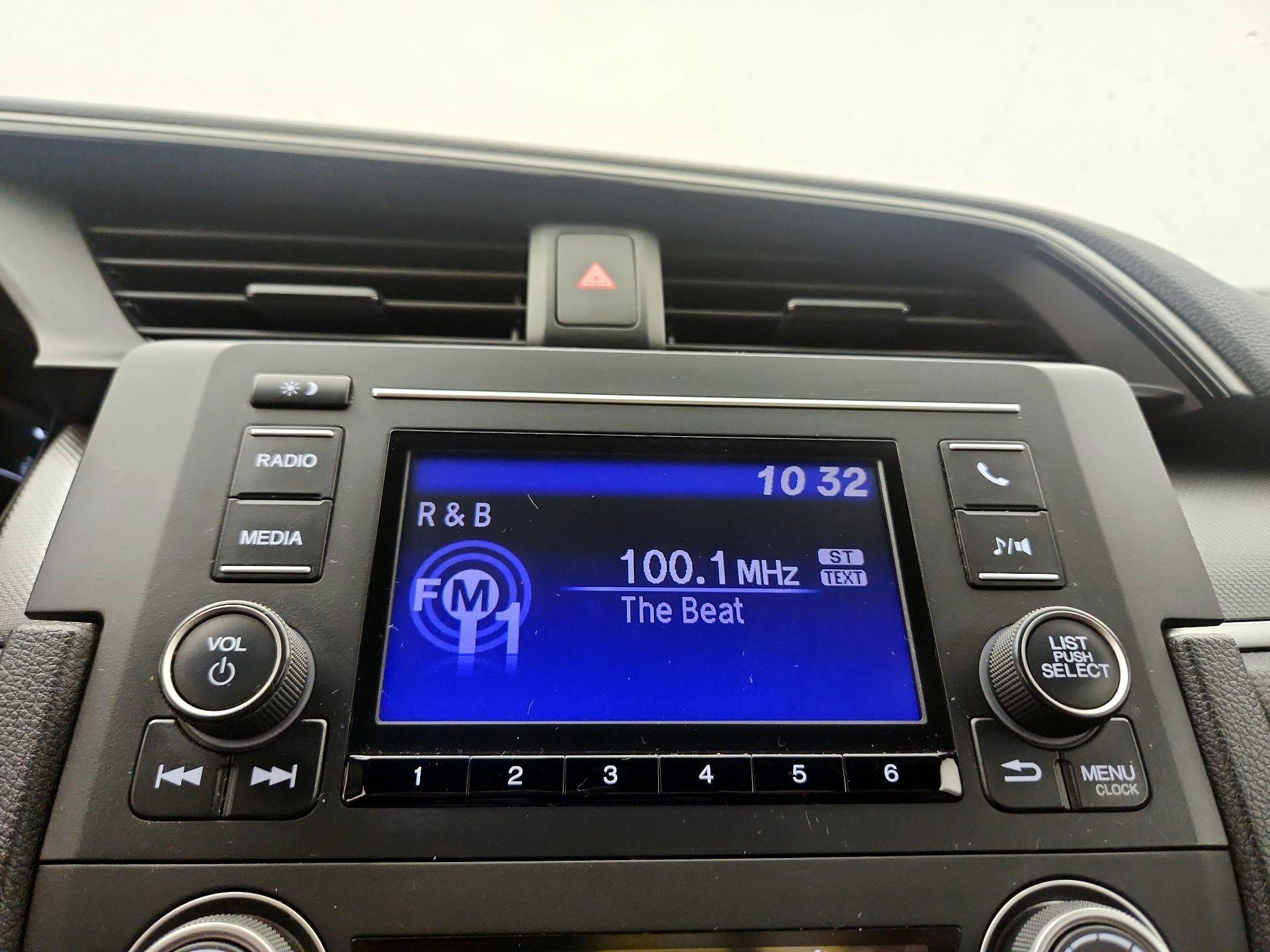 Thumbnail: 2017 Honda Civic - 15