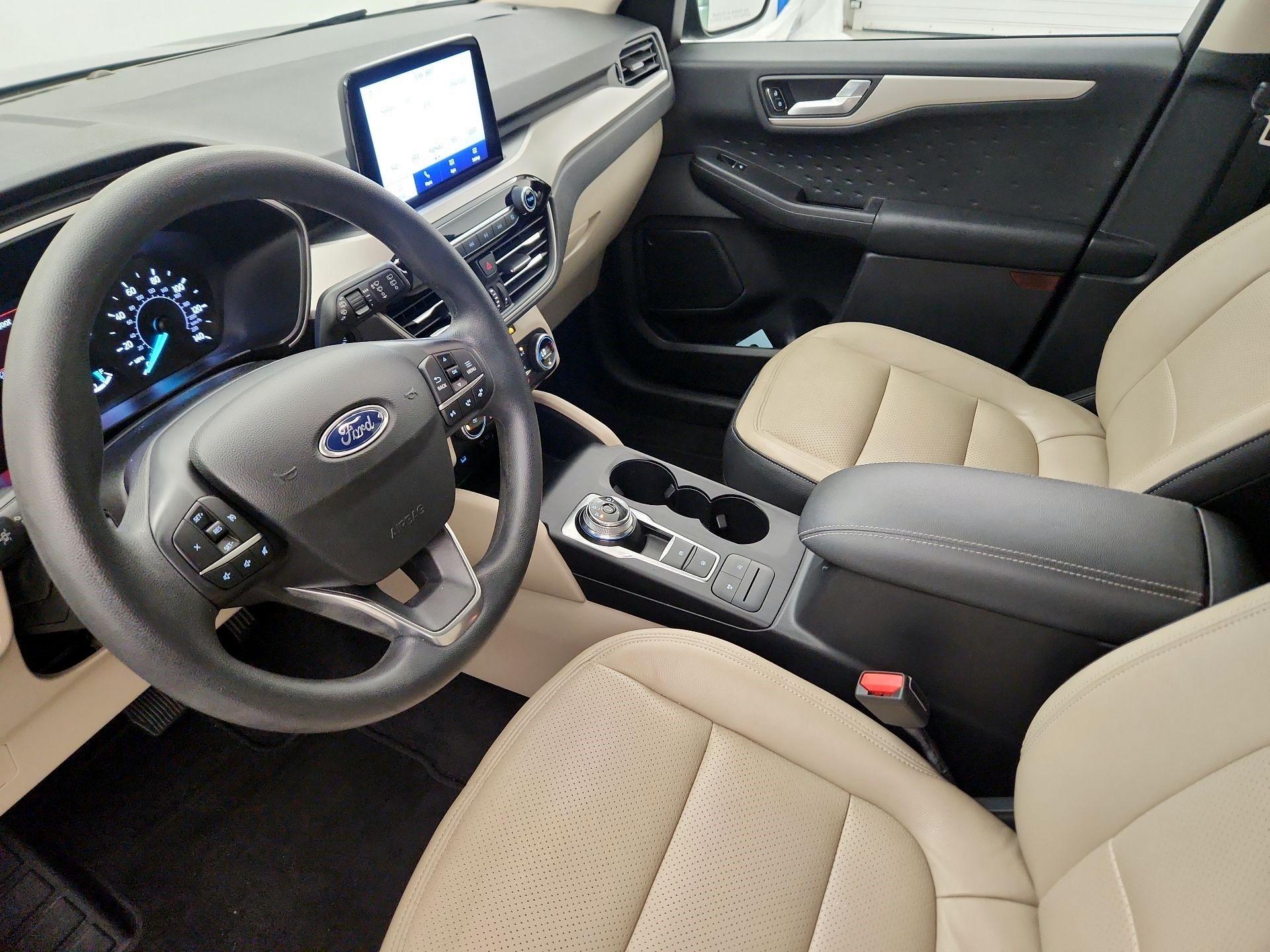 Thumbnail: 2020 Ford Escape - 11