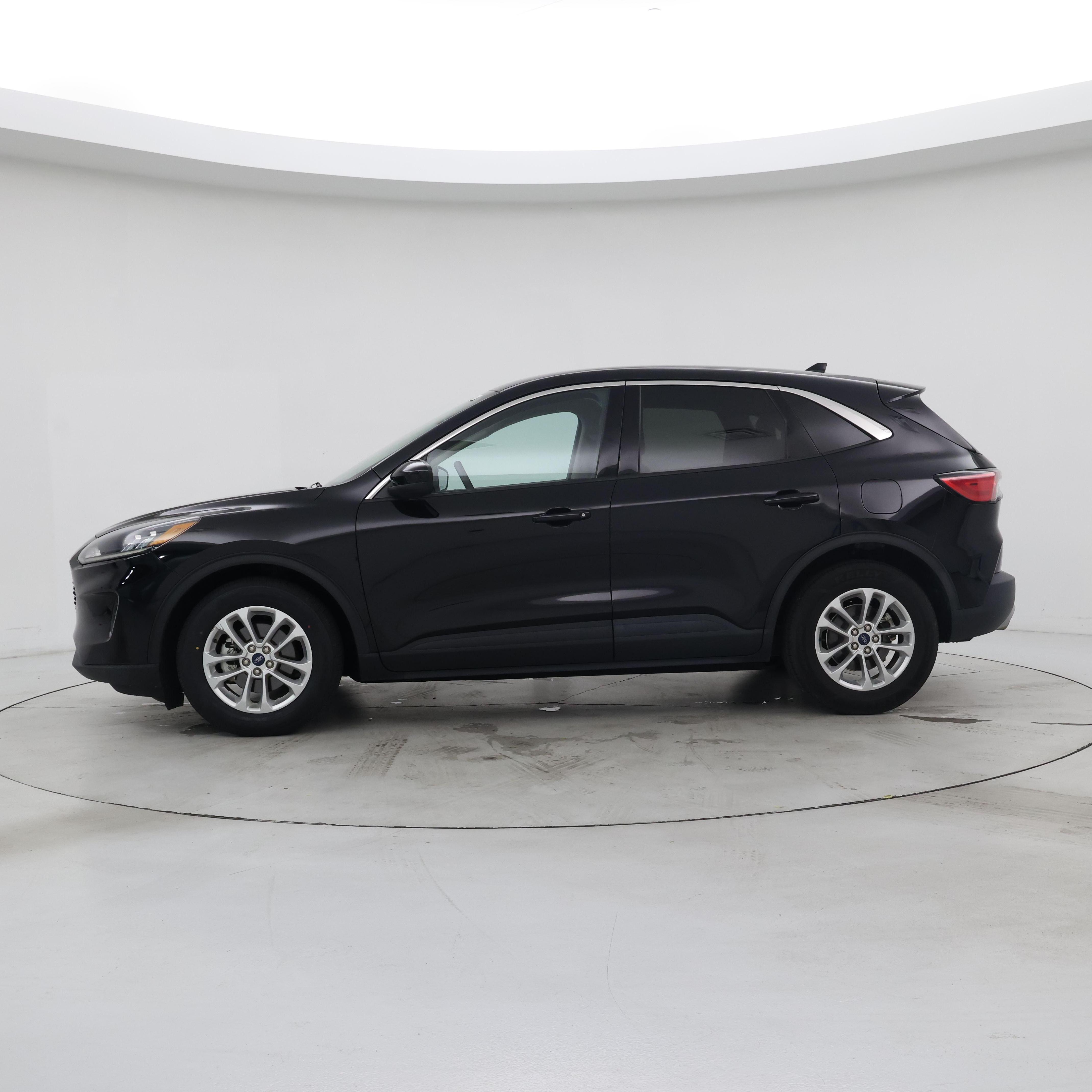 Thumbnail: 2020 Ford Escape - 3