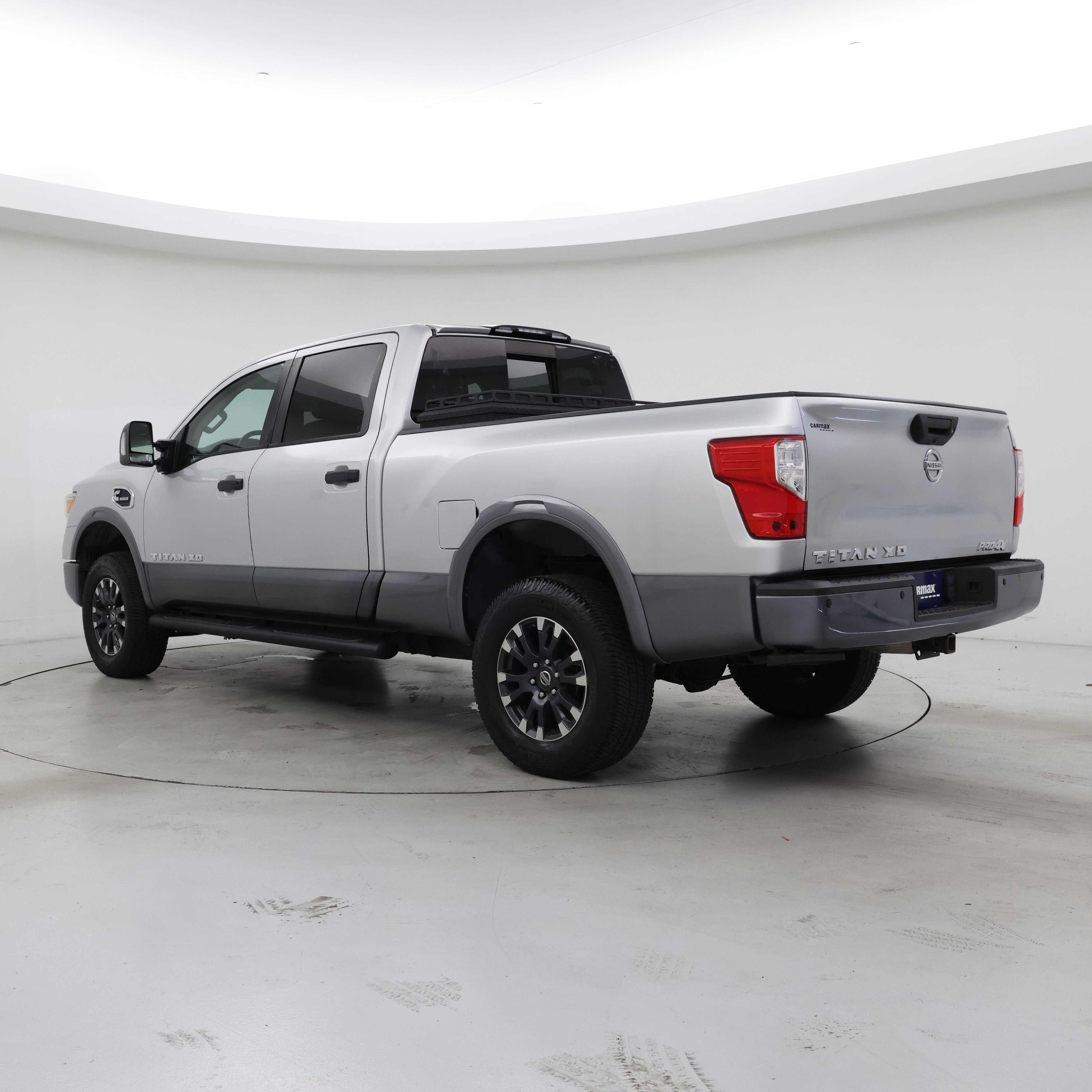Thumbnail: 2016 Nissan Titan - 2