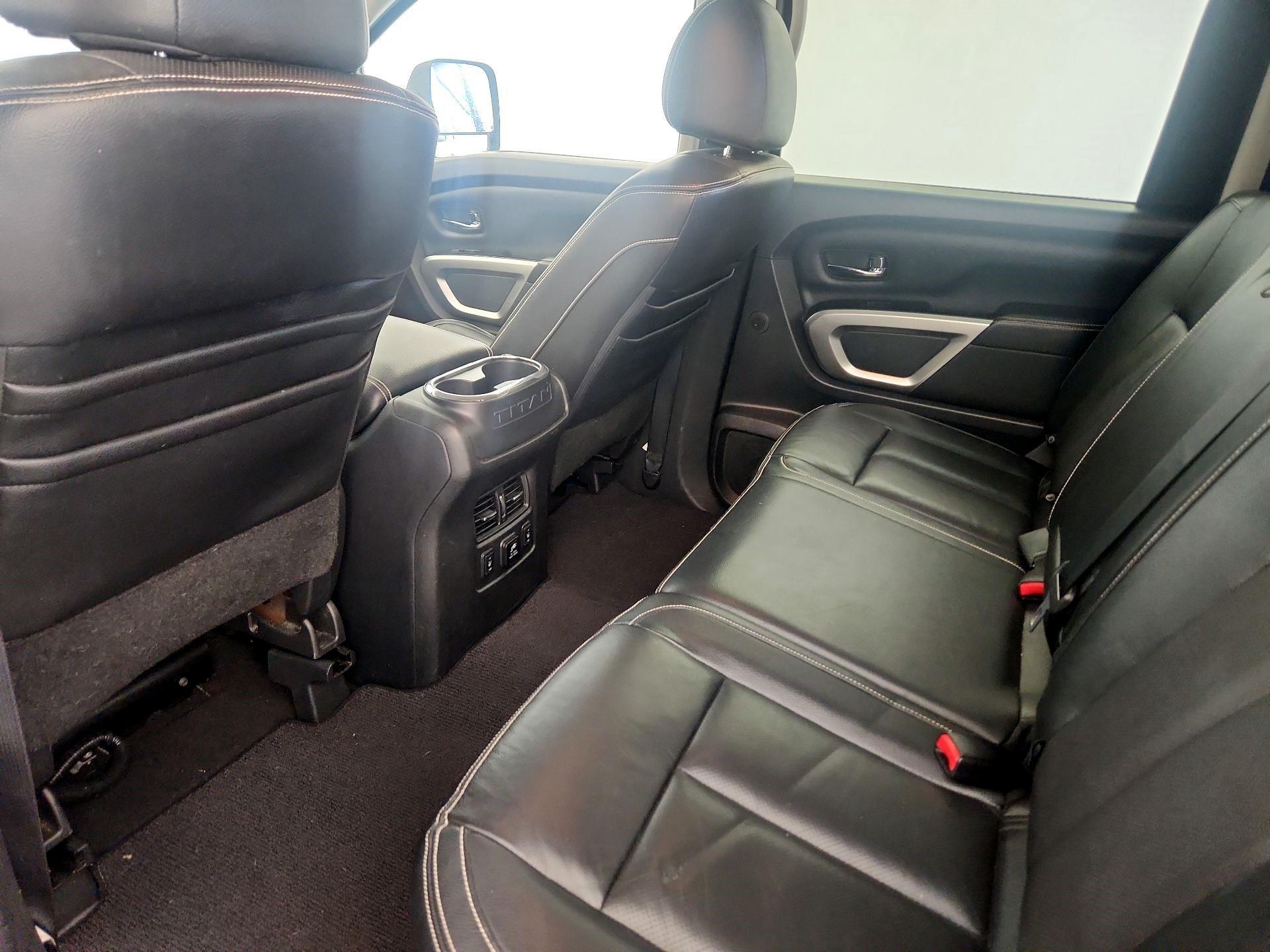 Thumbnail: 2016 Nissan Titan - 19
