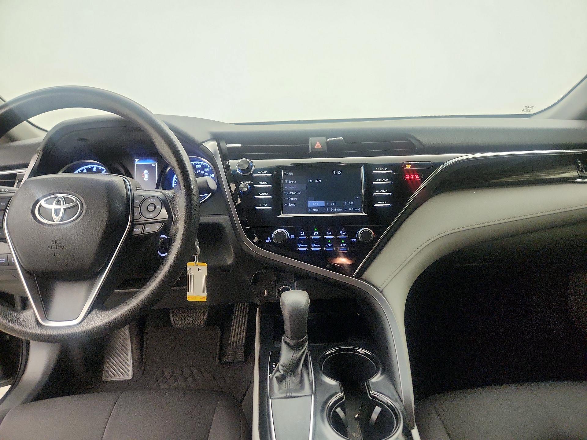 Thumbnail: 2018 Toyota Camry - 9