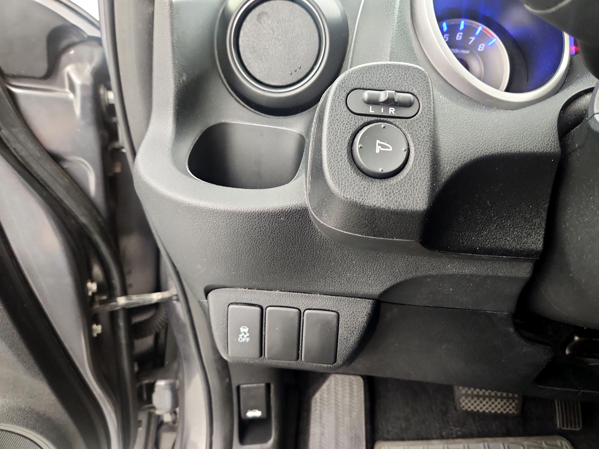 Thumbnail: 2013 Honda Fit - 13