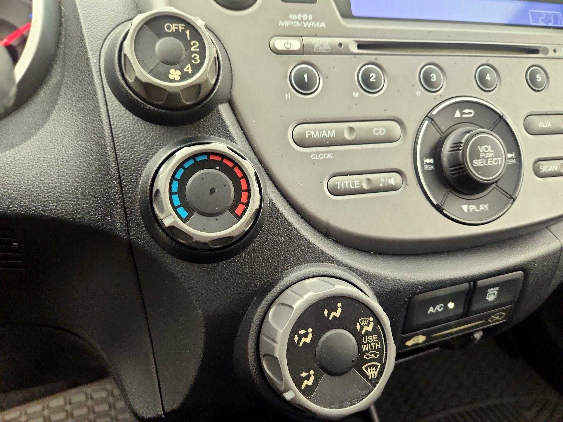 Thumbnail: 2013 Honda Fit - 15