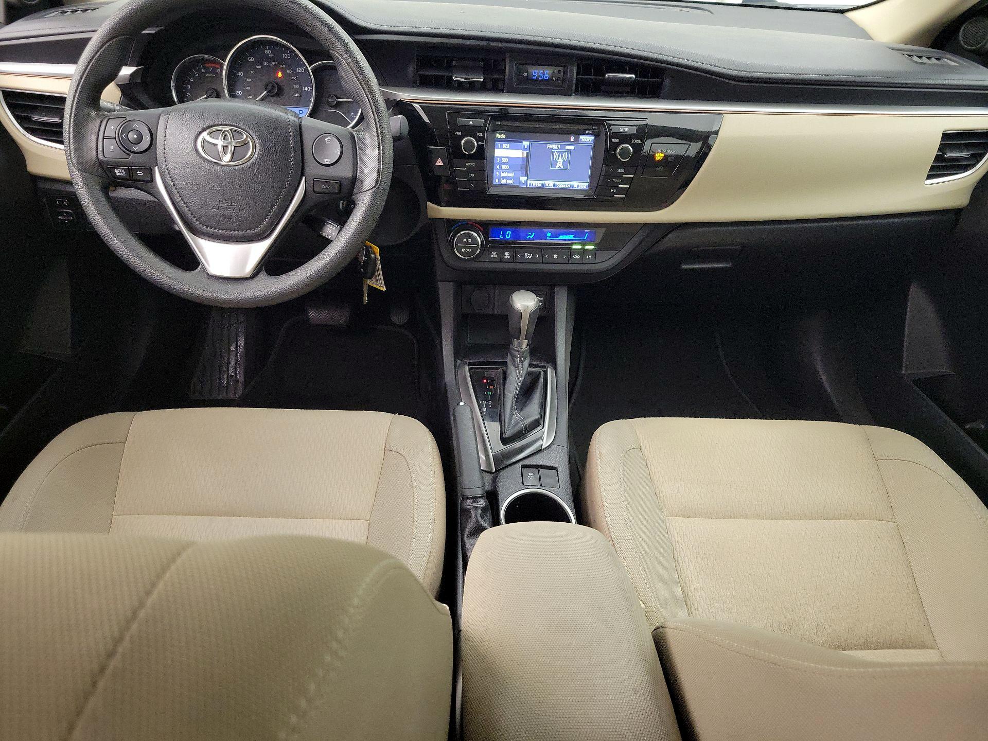 Thumbnail: 2014 Toyota Corolla - 9