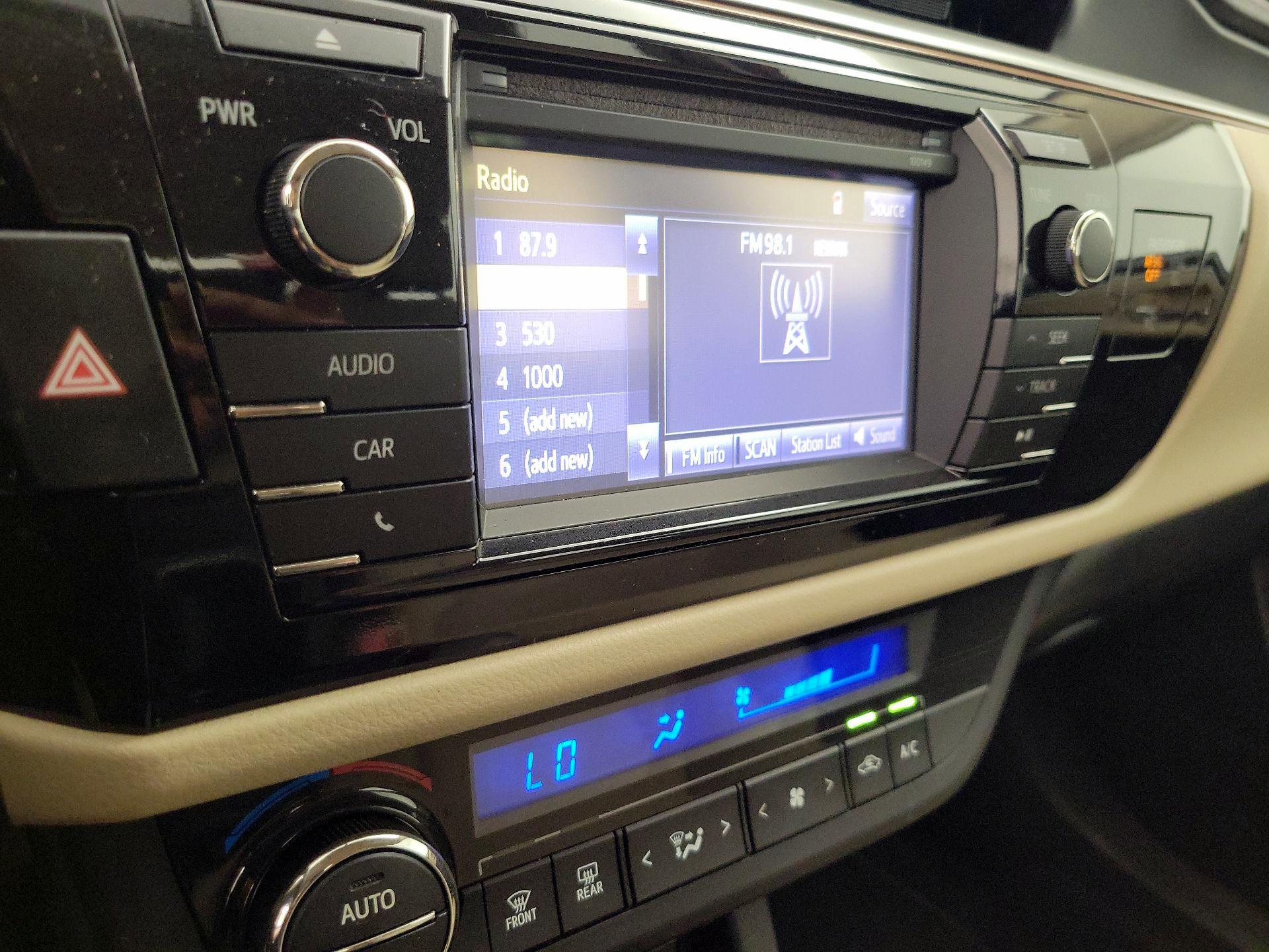 Thumbnail: 2014 Toyota Corolla - 15