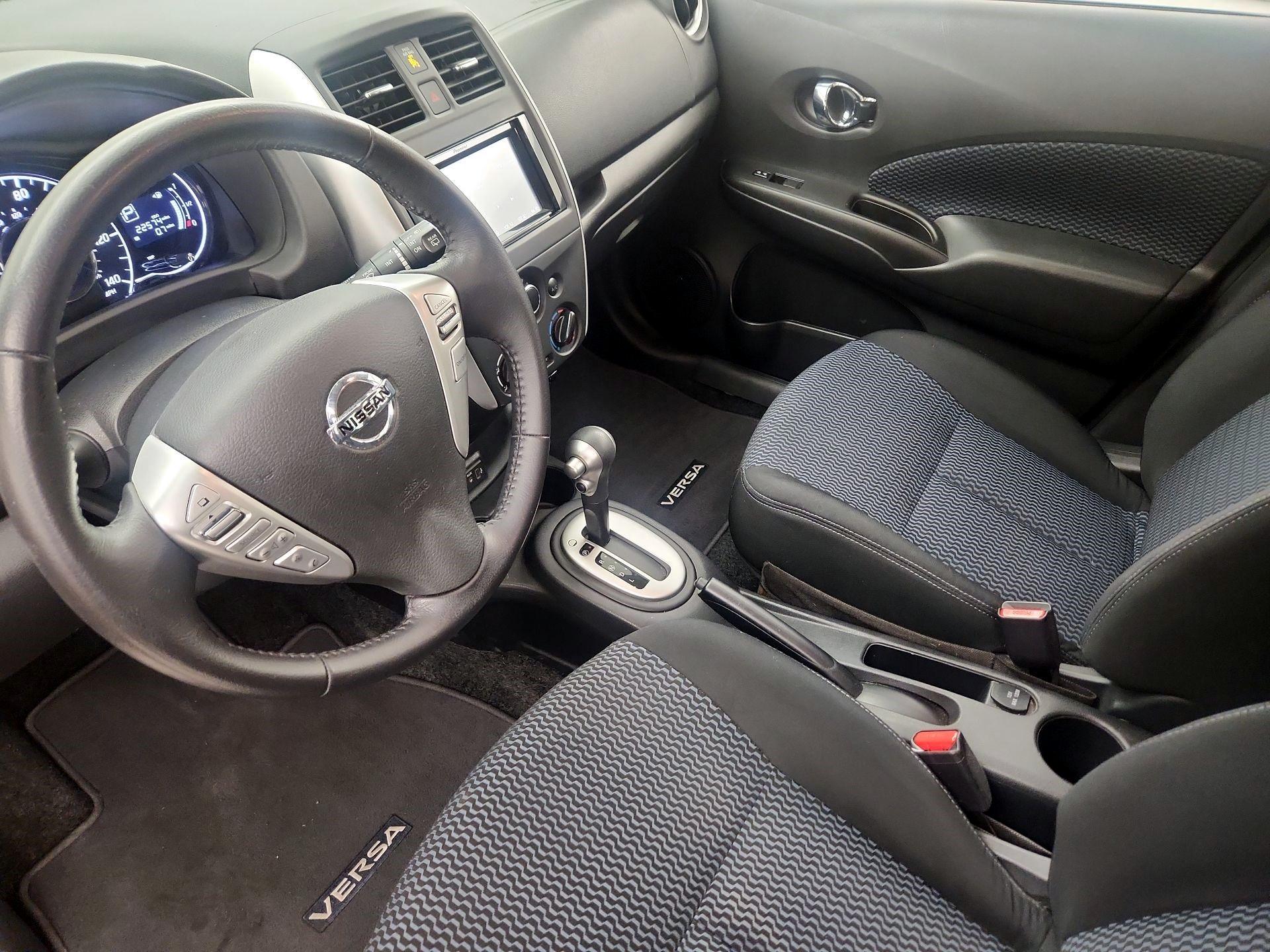 Thumbnail: 2019 Nissan Versa Note - 11