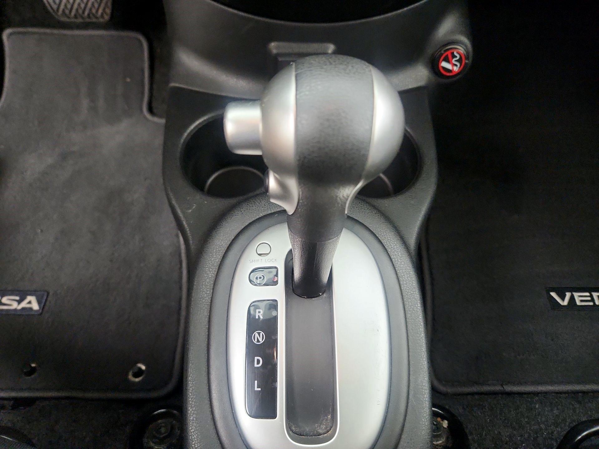 Thumbnail: 2019 Nissan Versa Note - 17
