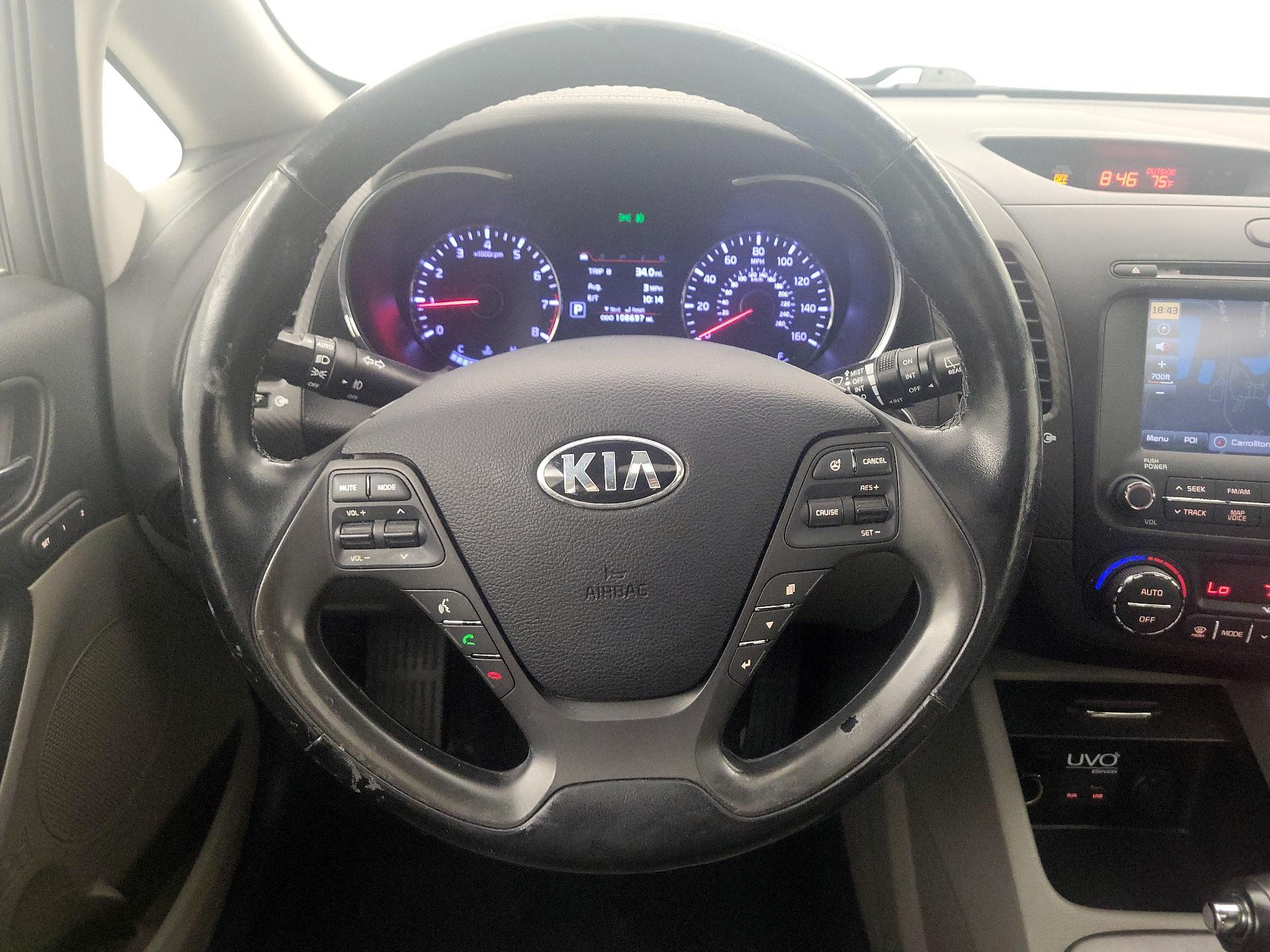 Thumbnail: 2014 Kia Forte - 10