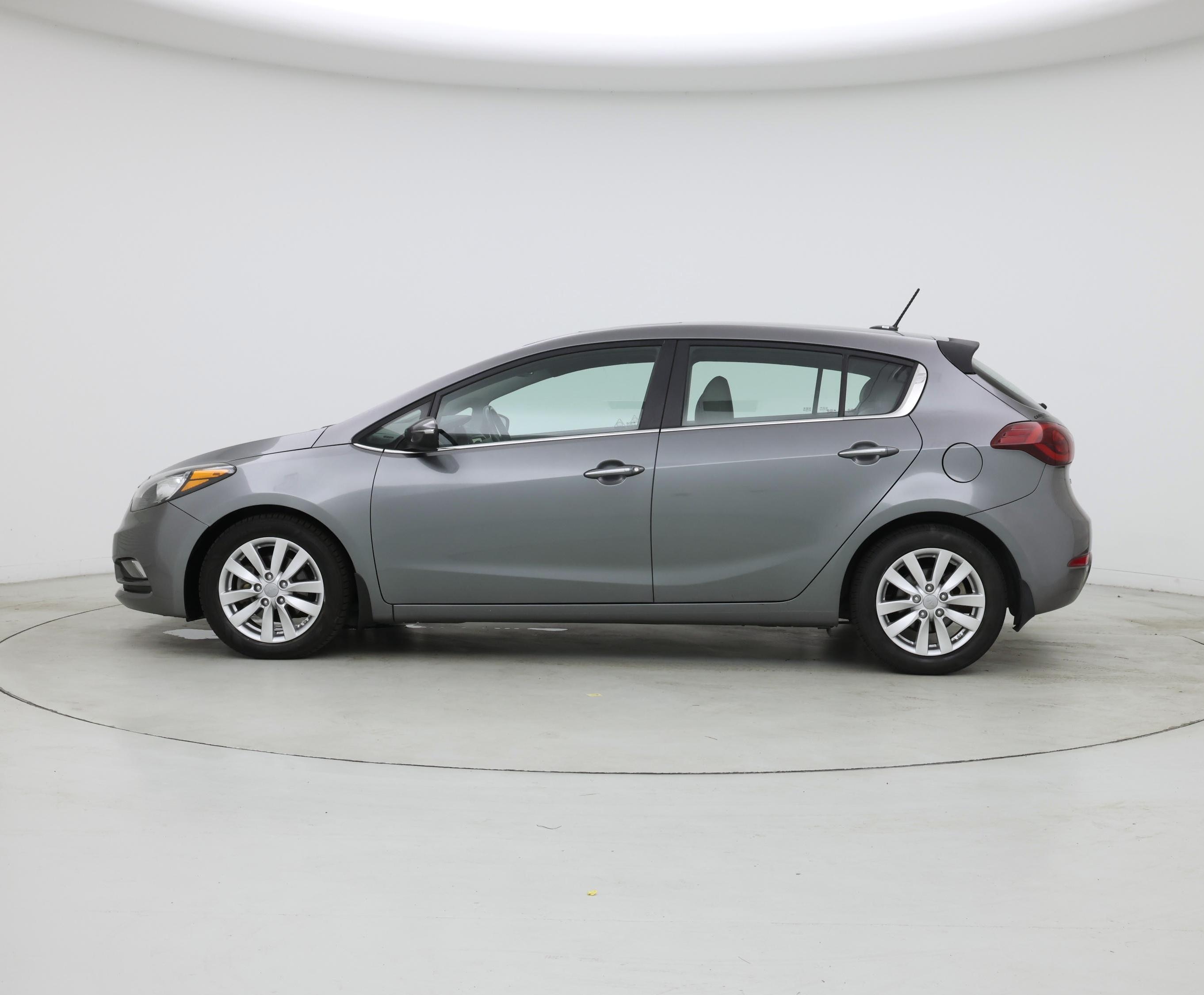 Thumbnail: 2014 Kia Forte - 3