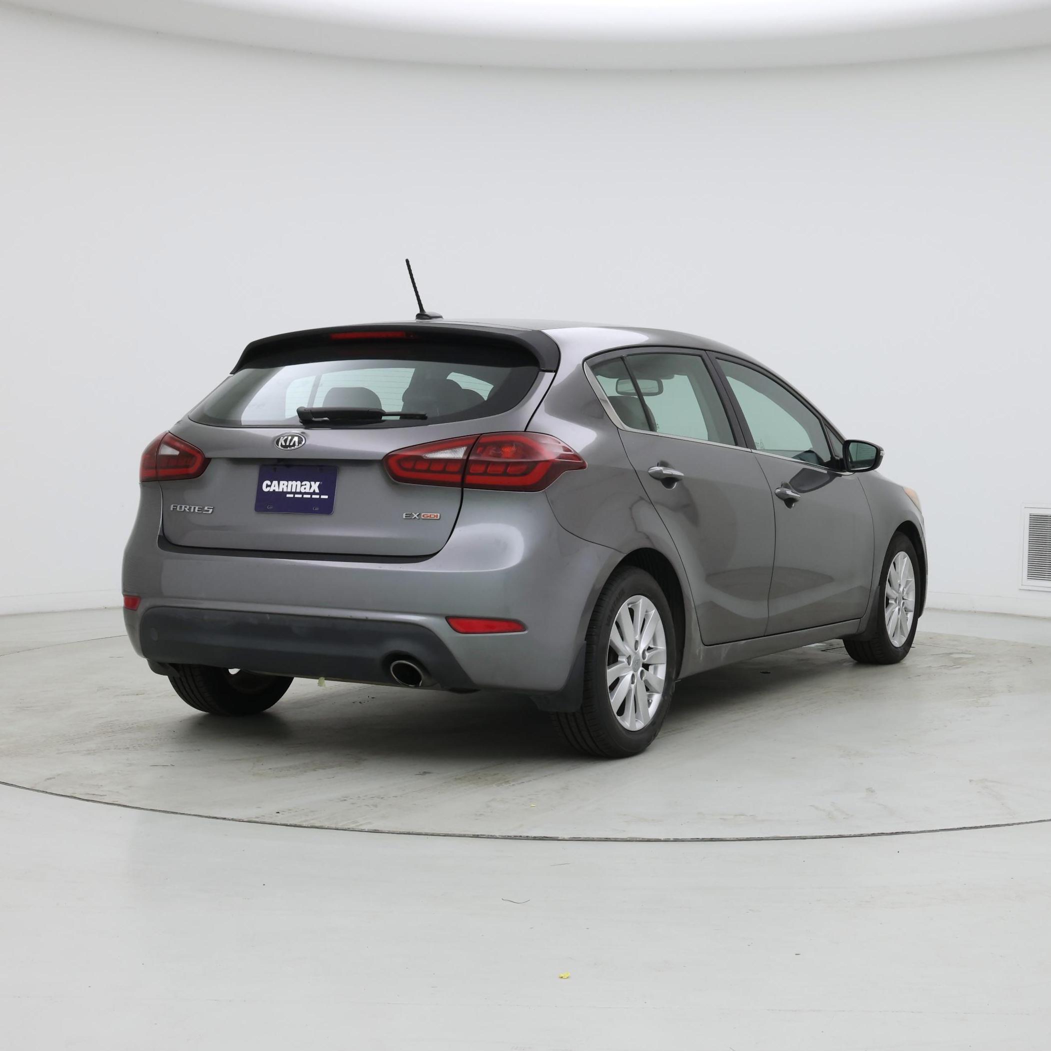 Thumbnail: 2014 Kia Forte - 8