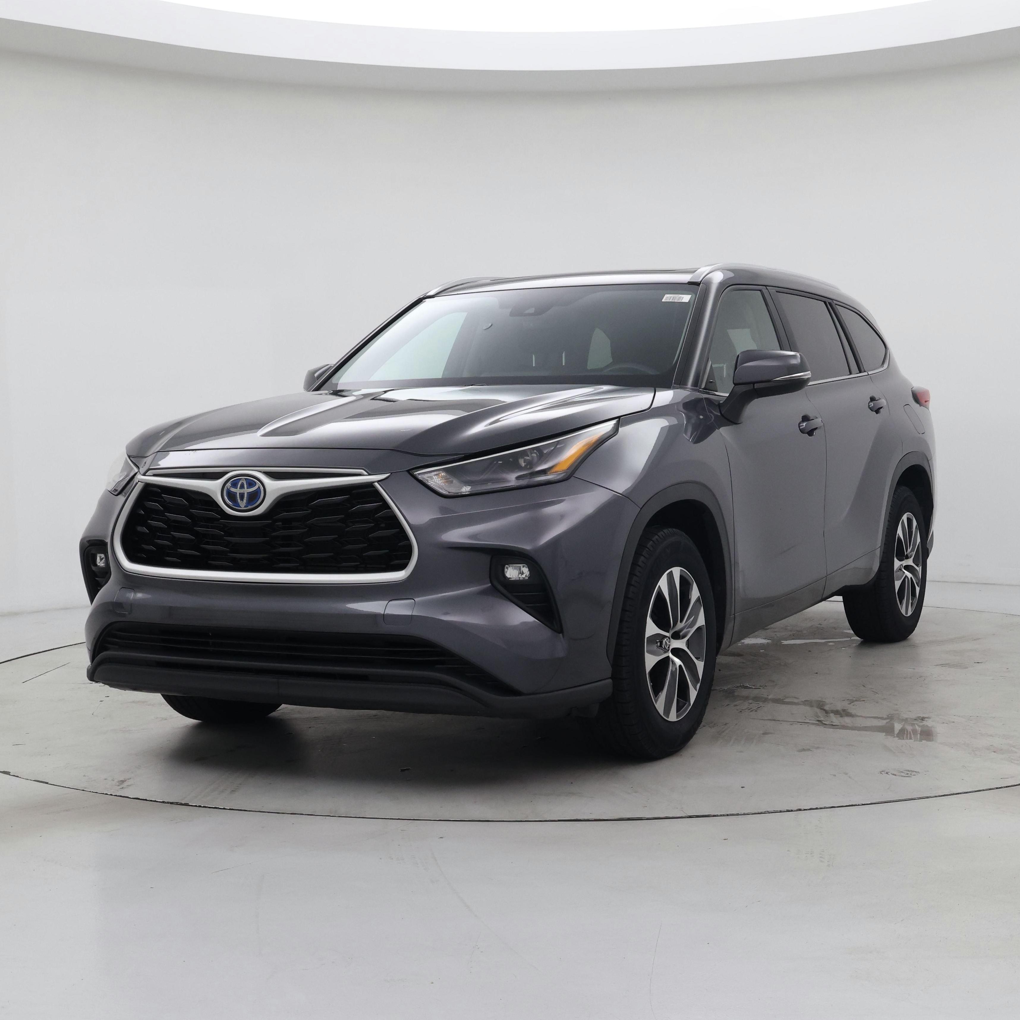 Thumbnail: 2023 Toyota Highlander - 4