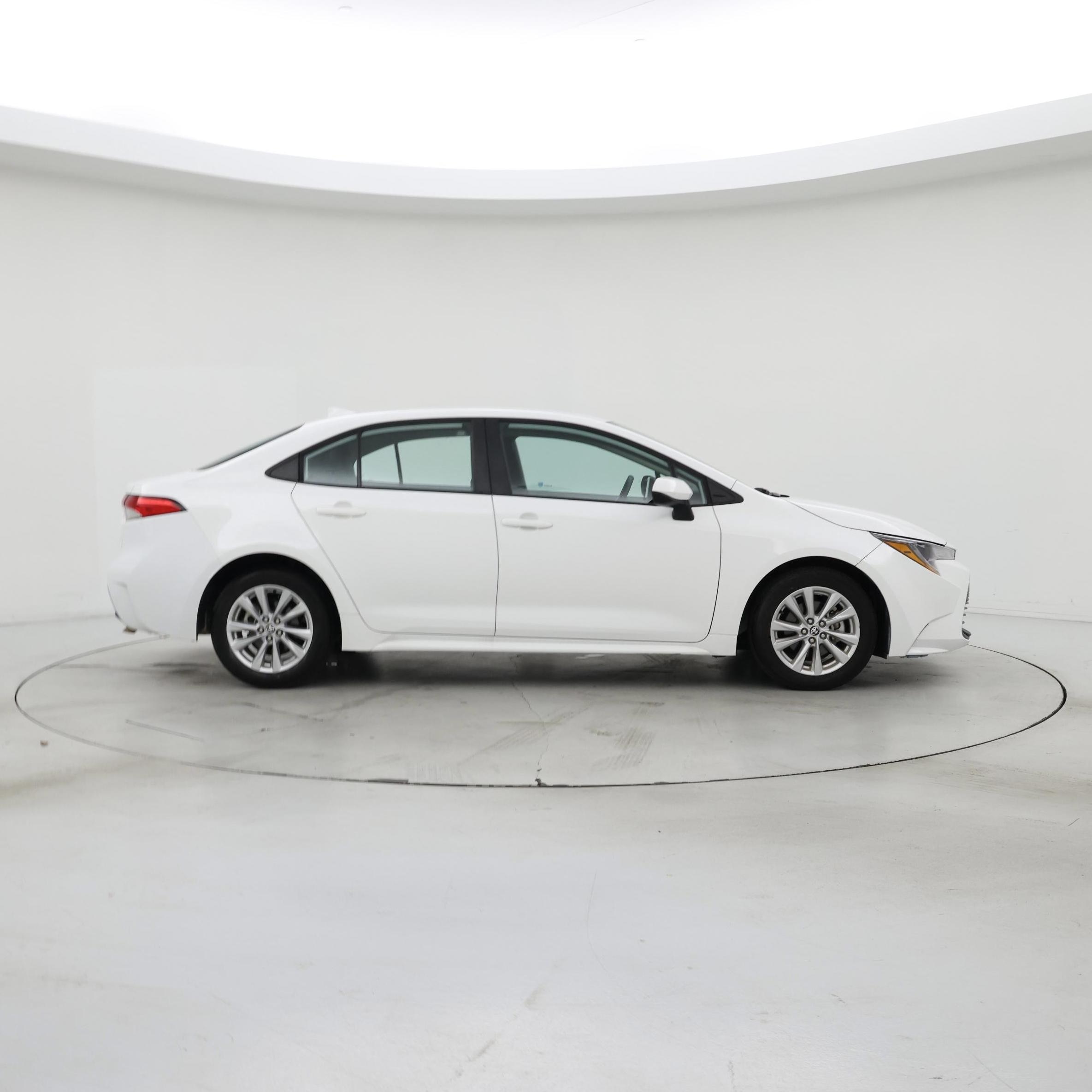 Thumbnail: 2023 Toyota Corolla - 7