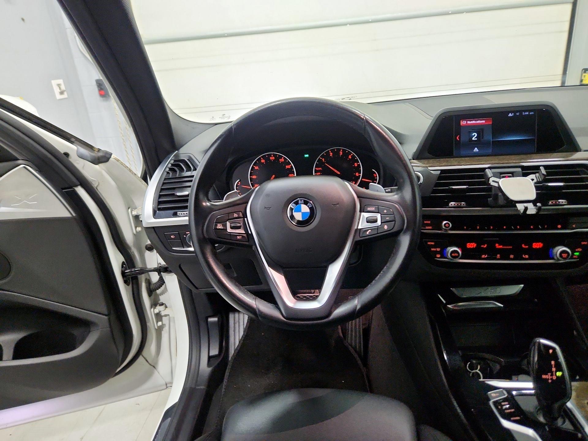 Thumbnail: 2019 BMW X3 - 10