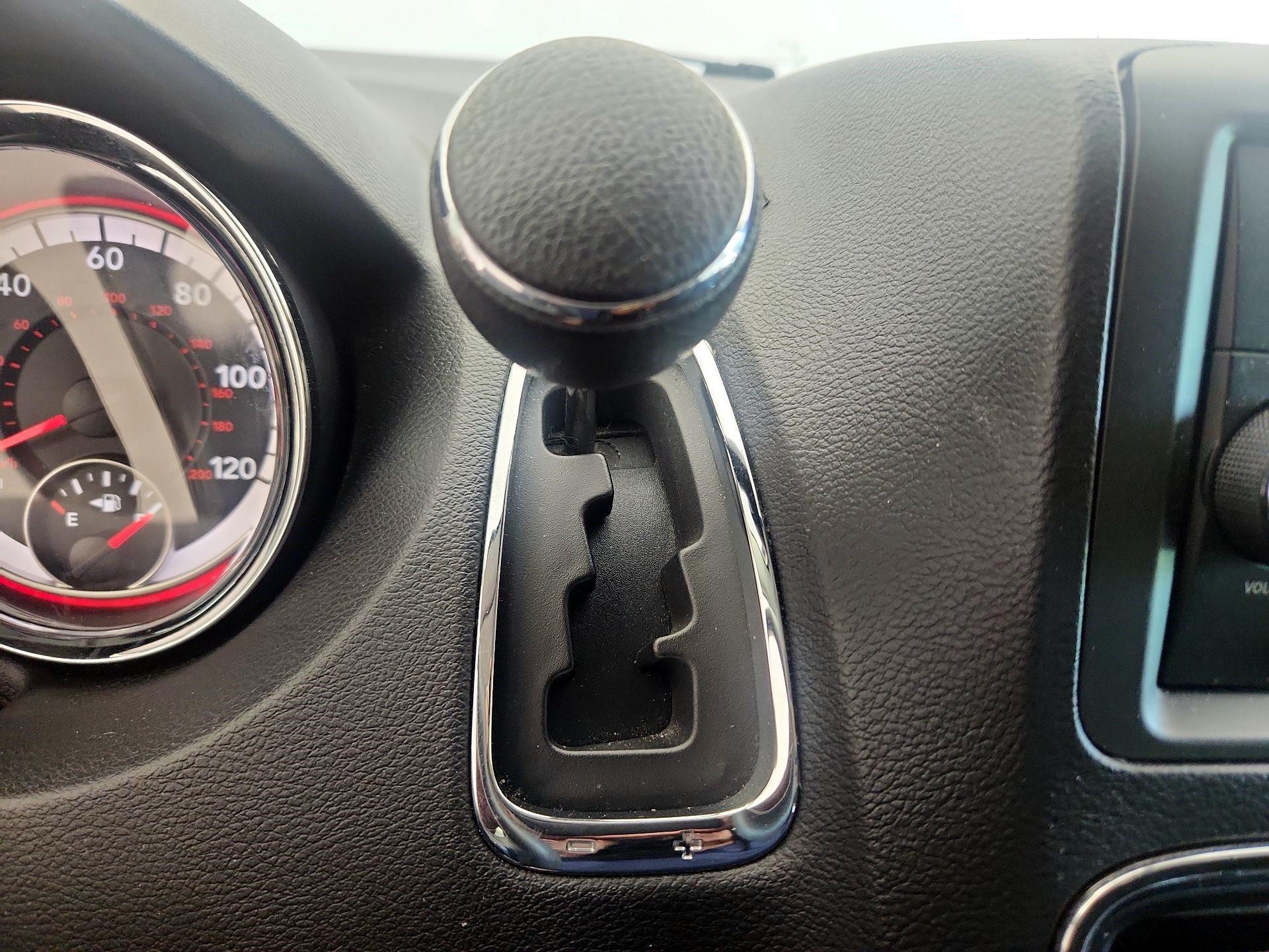 Thumbnail: 2016 Dodge Grand Caravan - 17
