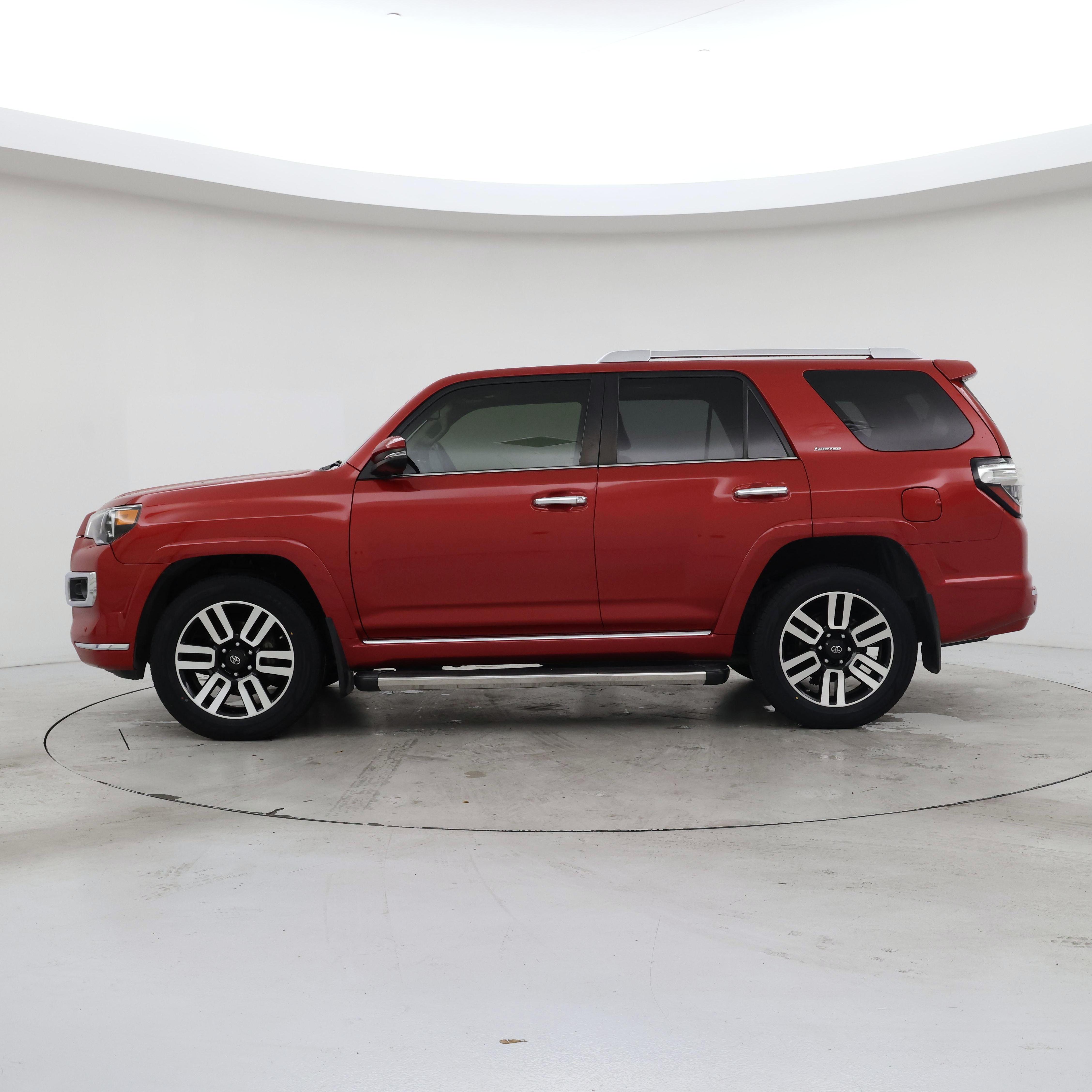 Thumbnail: 2019 Toyota 4Runner - 3