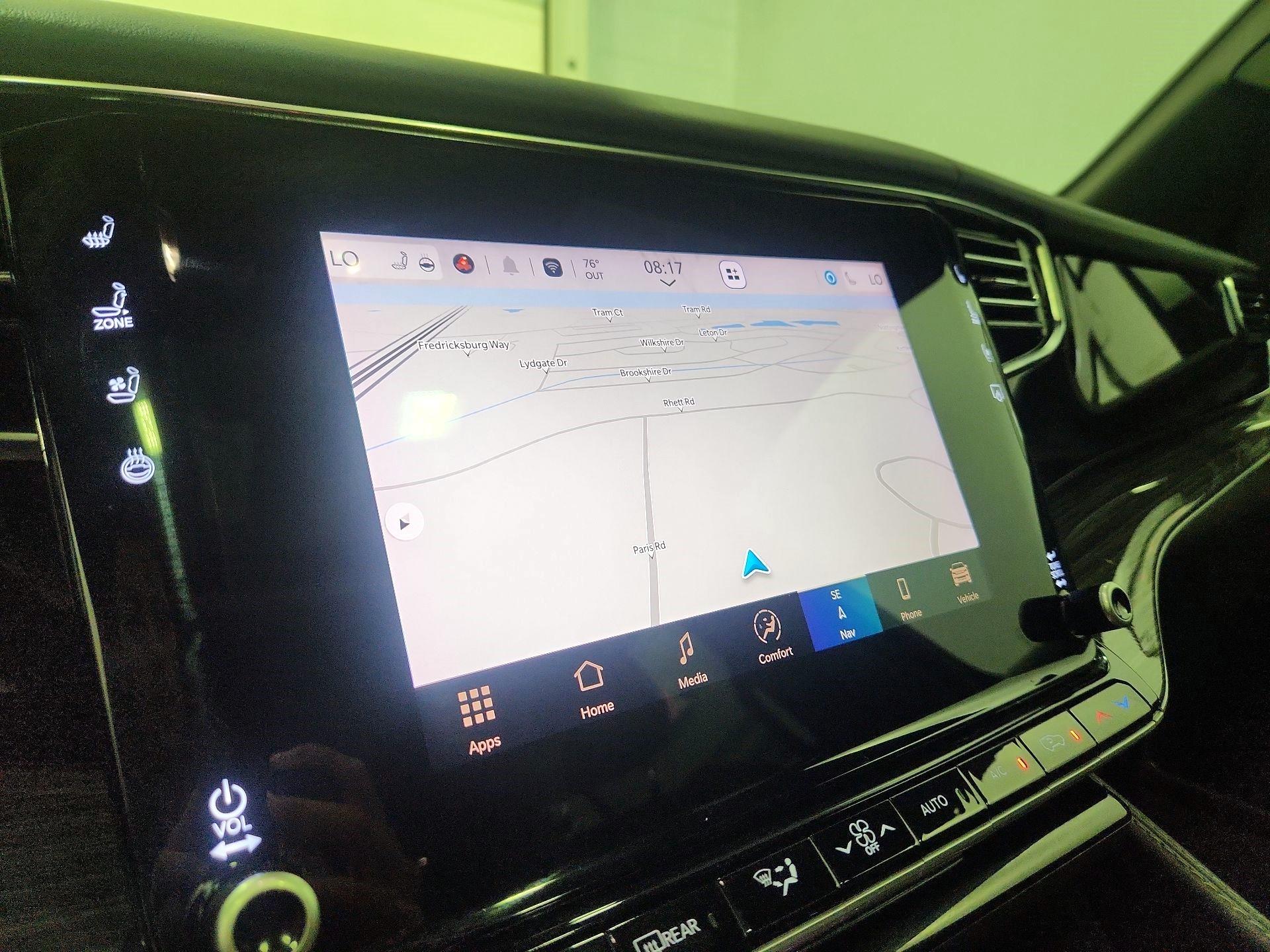 Thumbnail: 2022 Jeep Wagoneer - 14