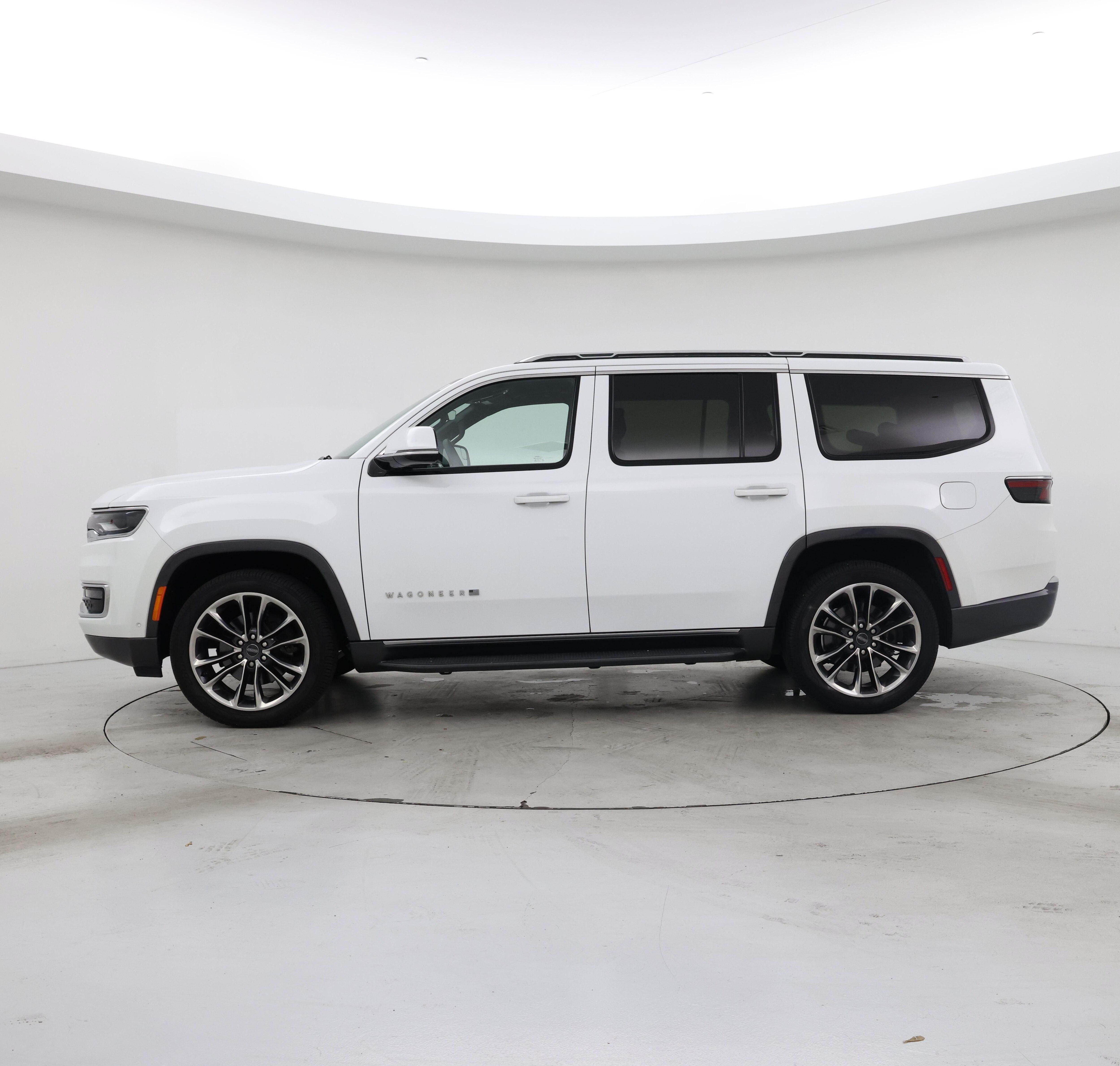 Thumbnail: 2022 Jeep Wagoneer - 3