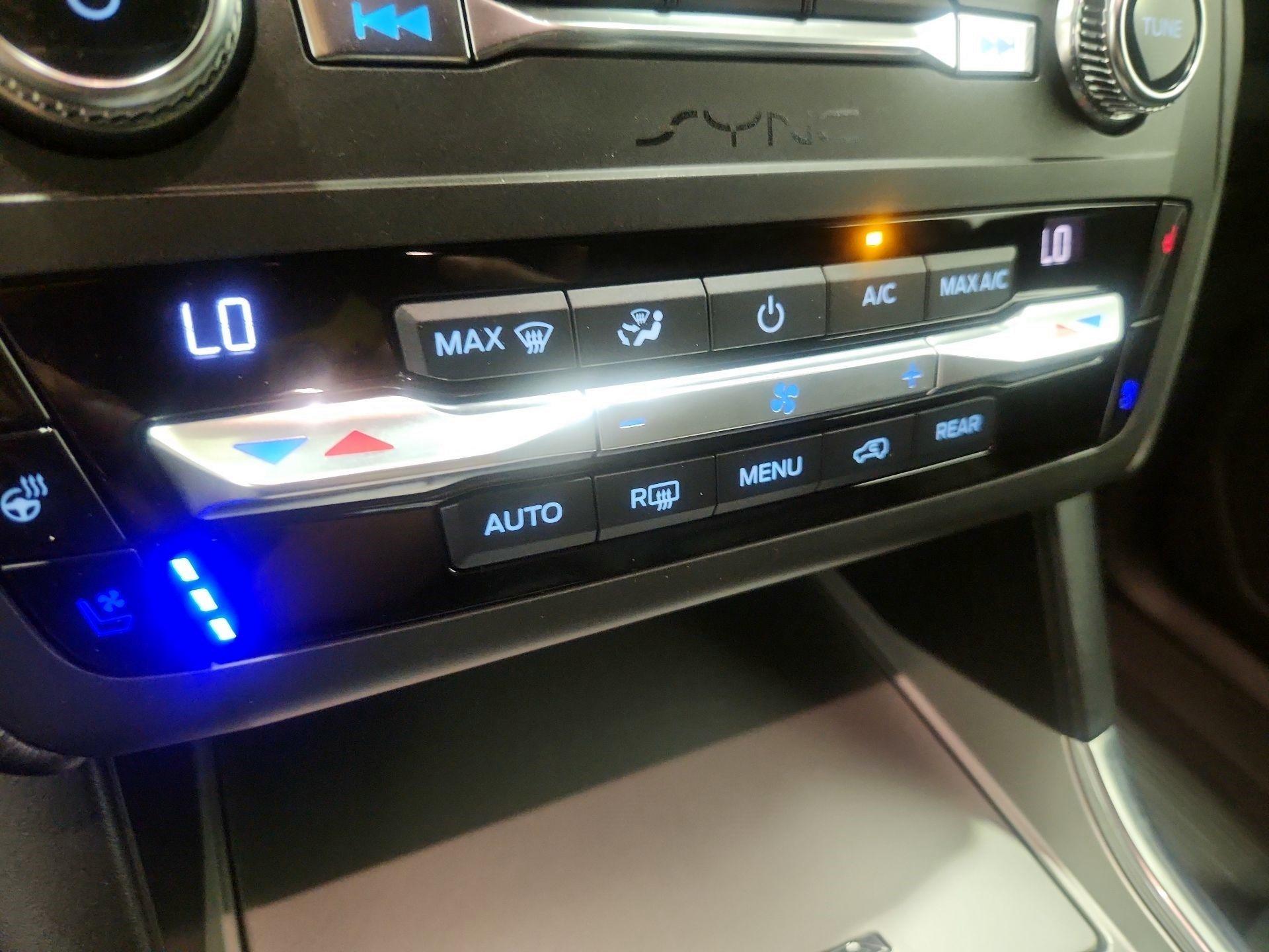 Thumbnail: 2020 Ford Explorer - 17