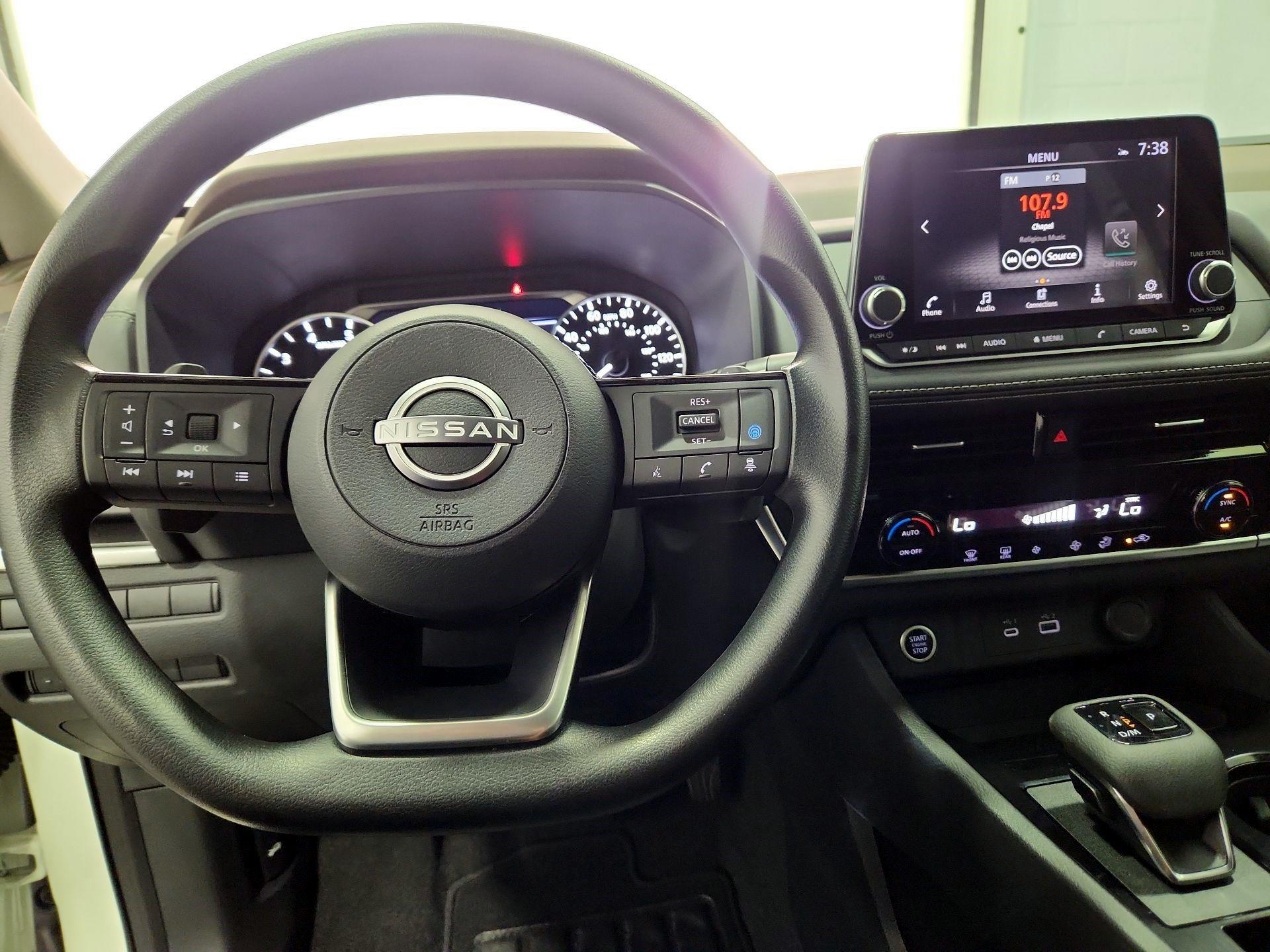 Thumbnail: 2023 Nissan Rogue - 9
