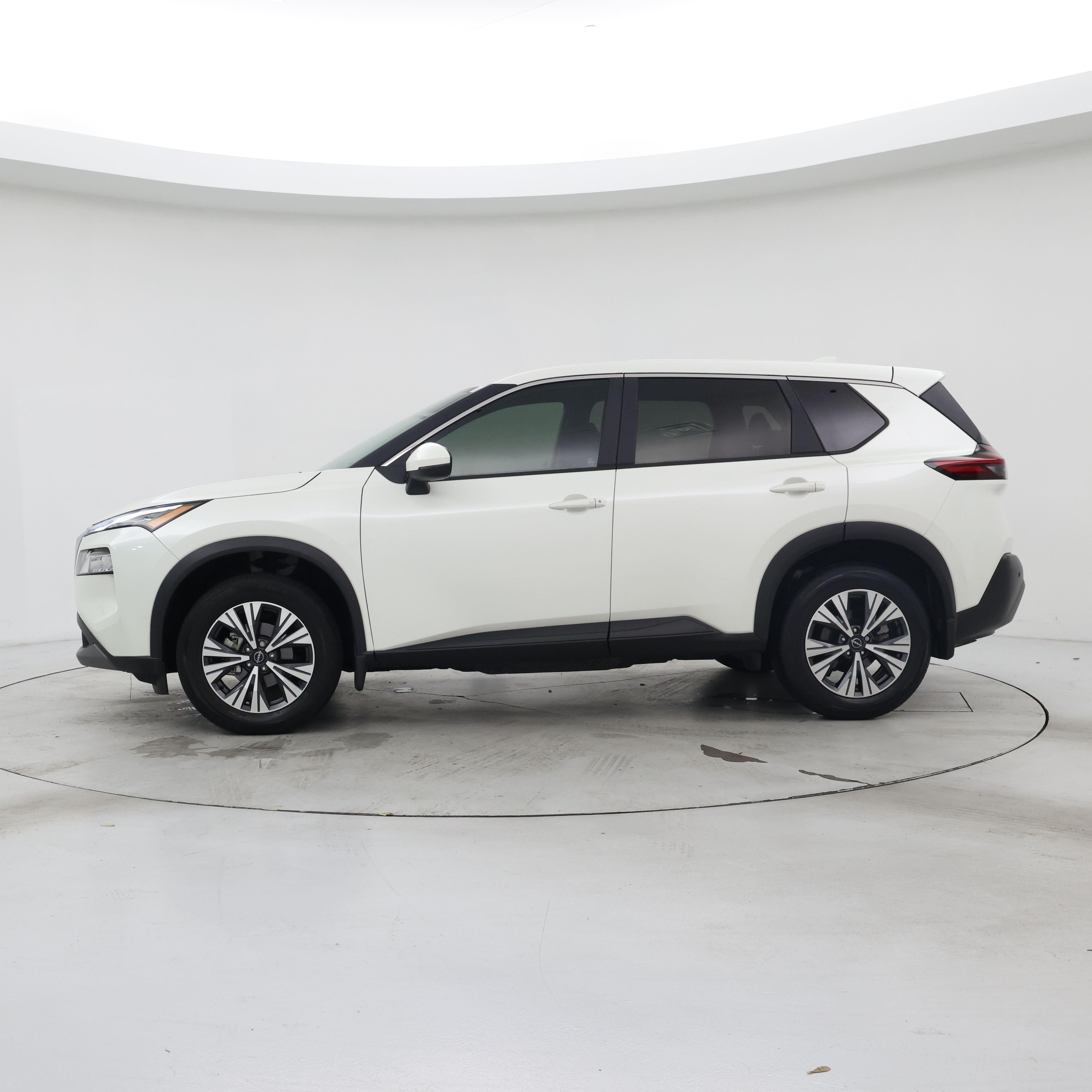Thumbnail: 2023 Nissan Rogue - 3