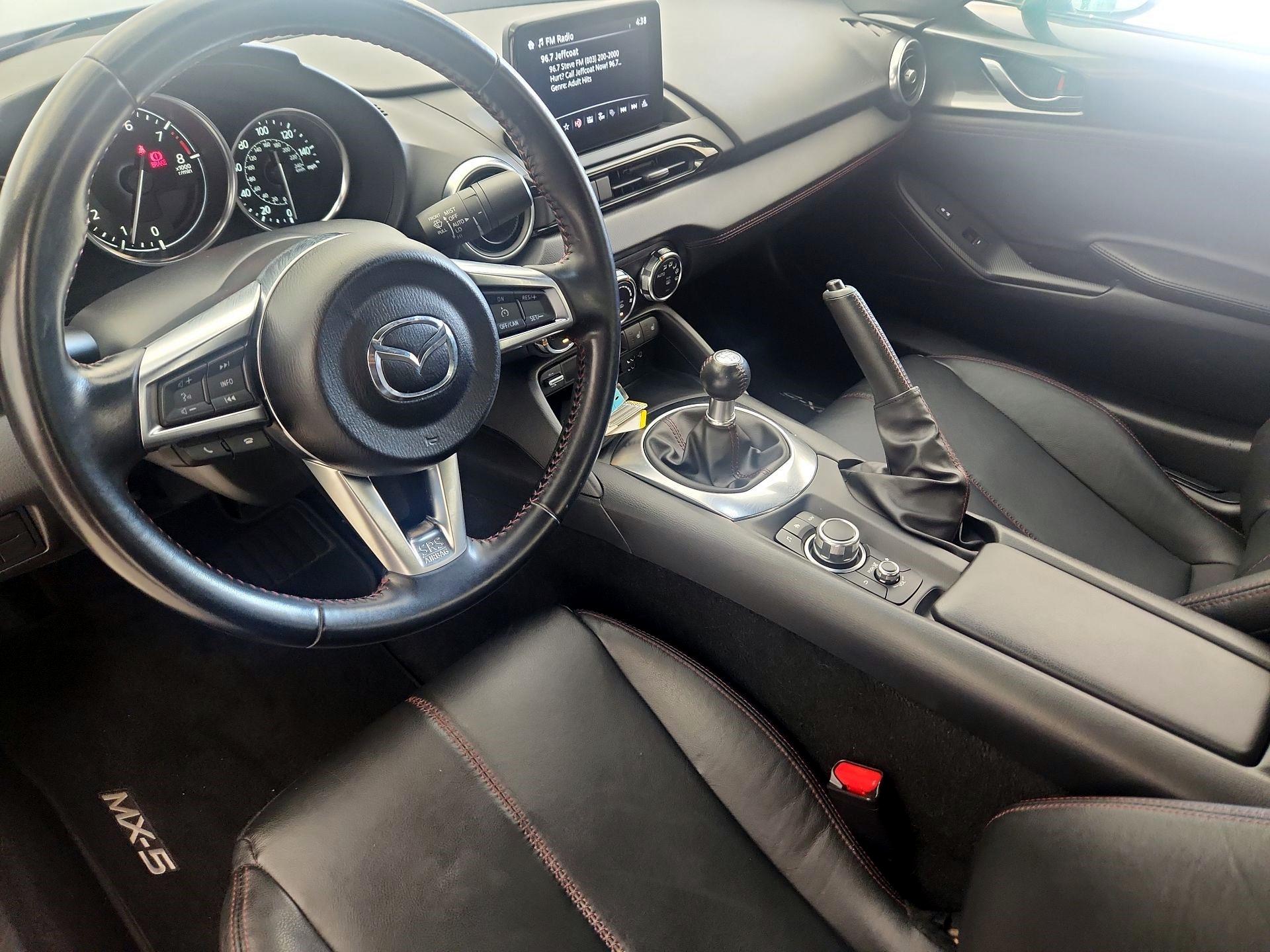 Thumbnail: 2019 Mazda MX-5 Miata - 11
