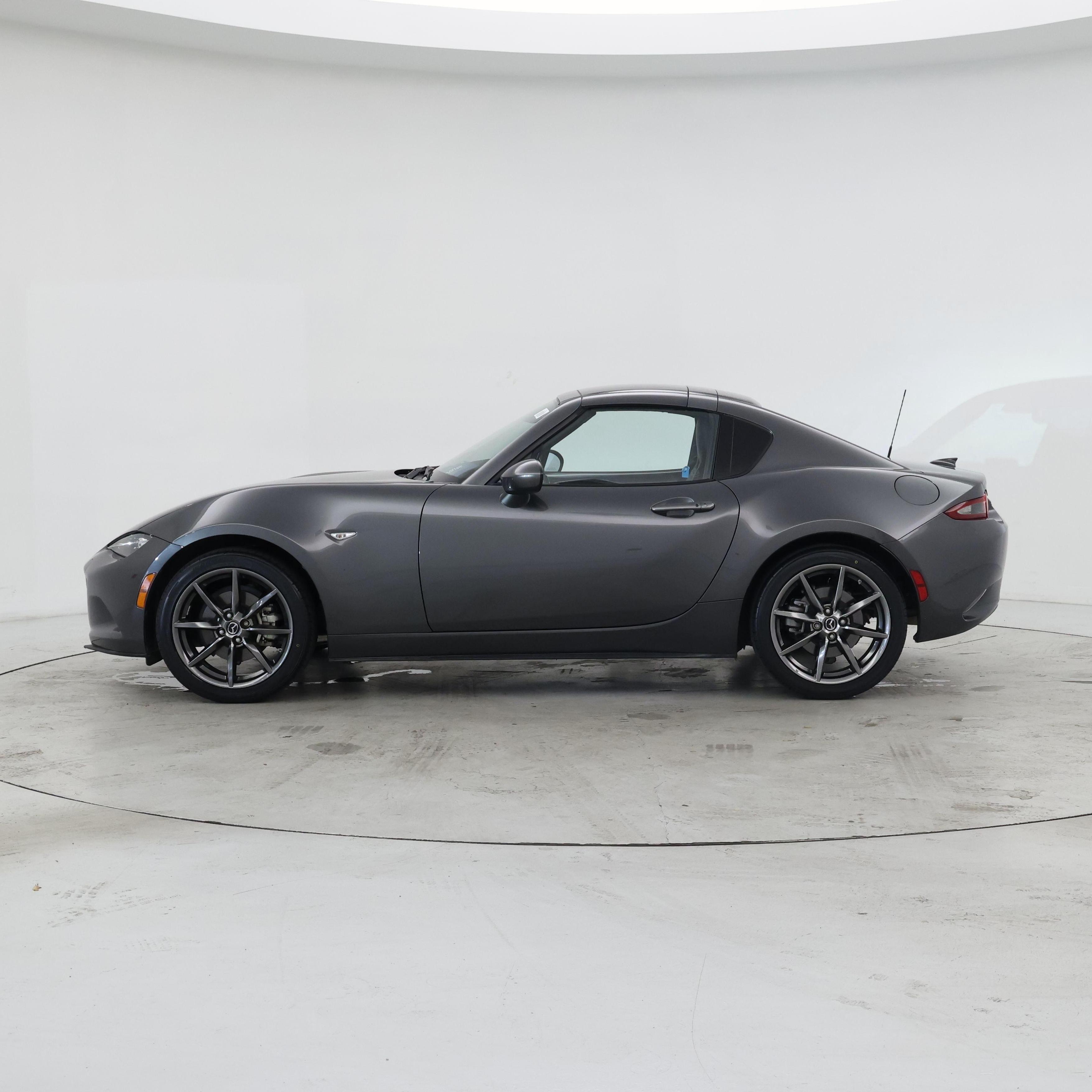 Thumbnail: 2019 Mazda MX-5 Miata - 3