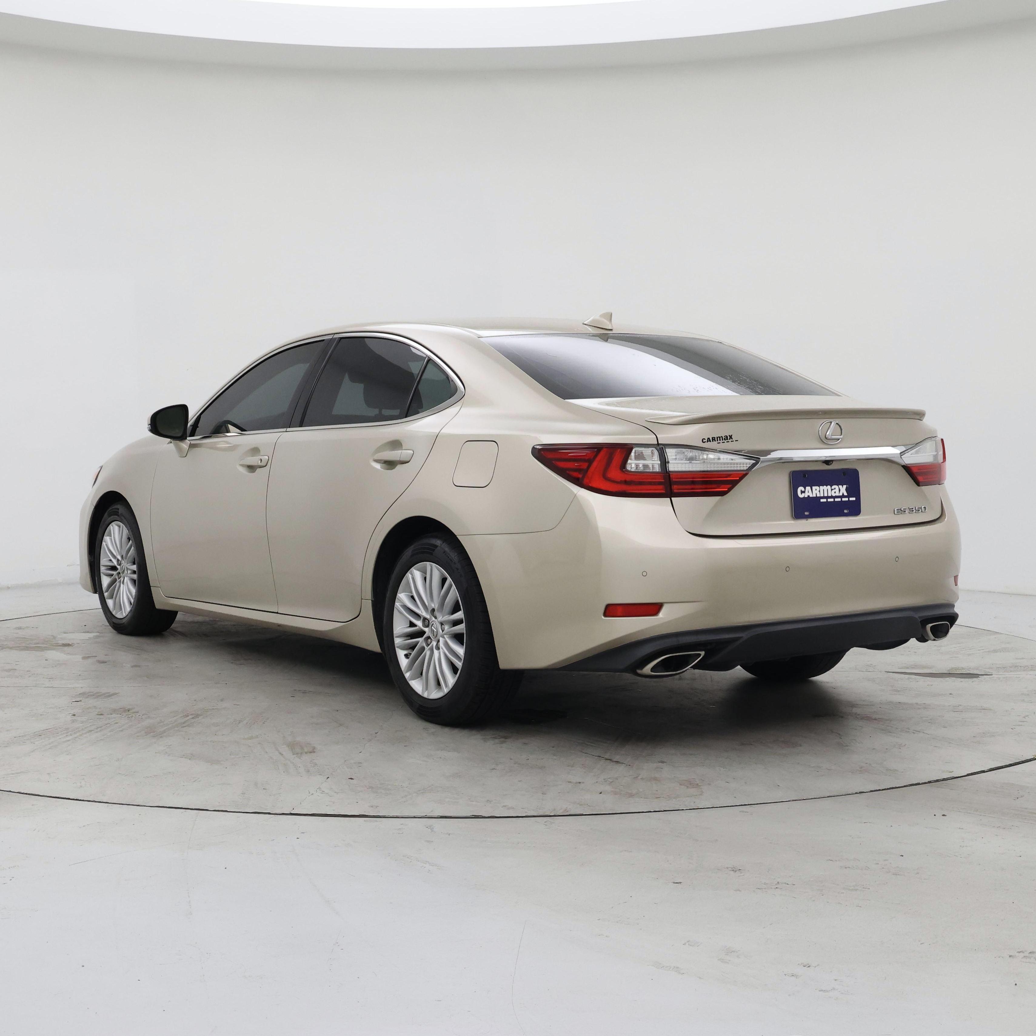 Thumbnail: 2017 Lexus ES - 2