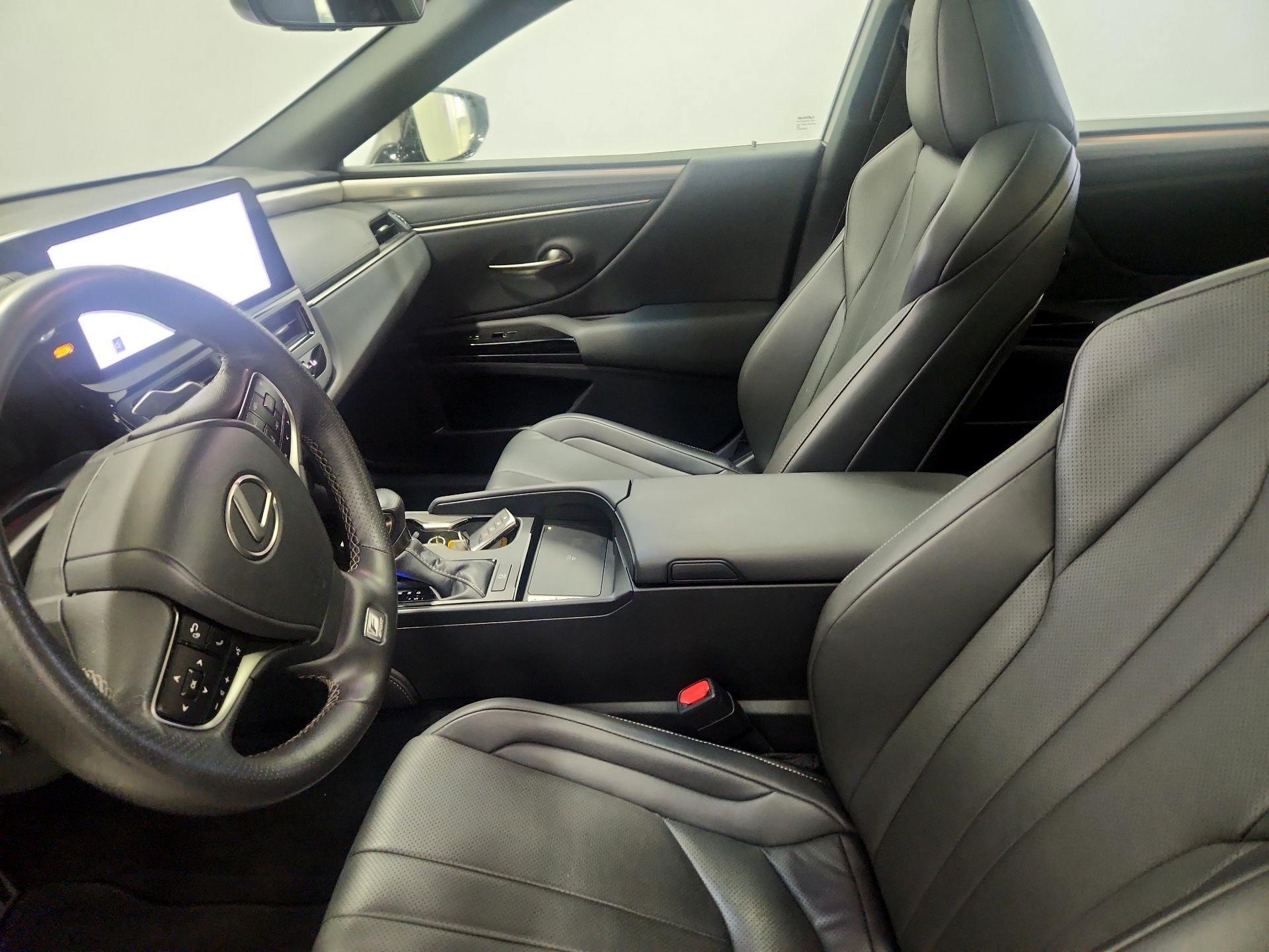 Thumbnail: 2023 Lexus ES - 11
