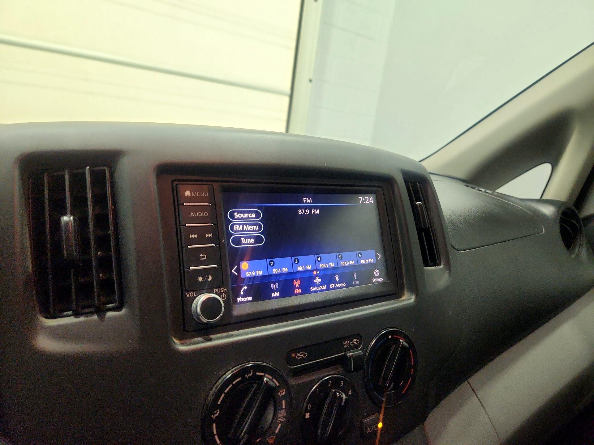 Thumbnail: 2020 Nissan NV200 - 15