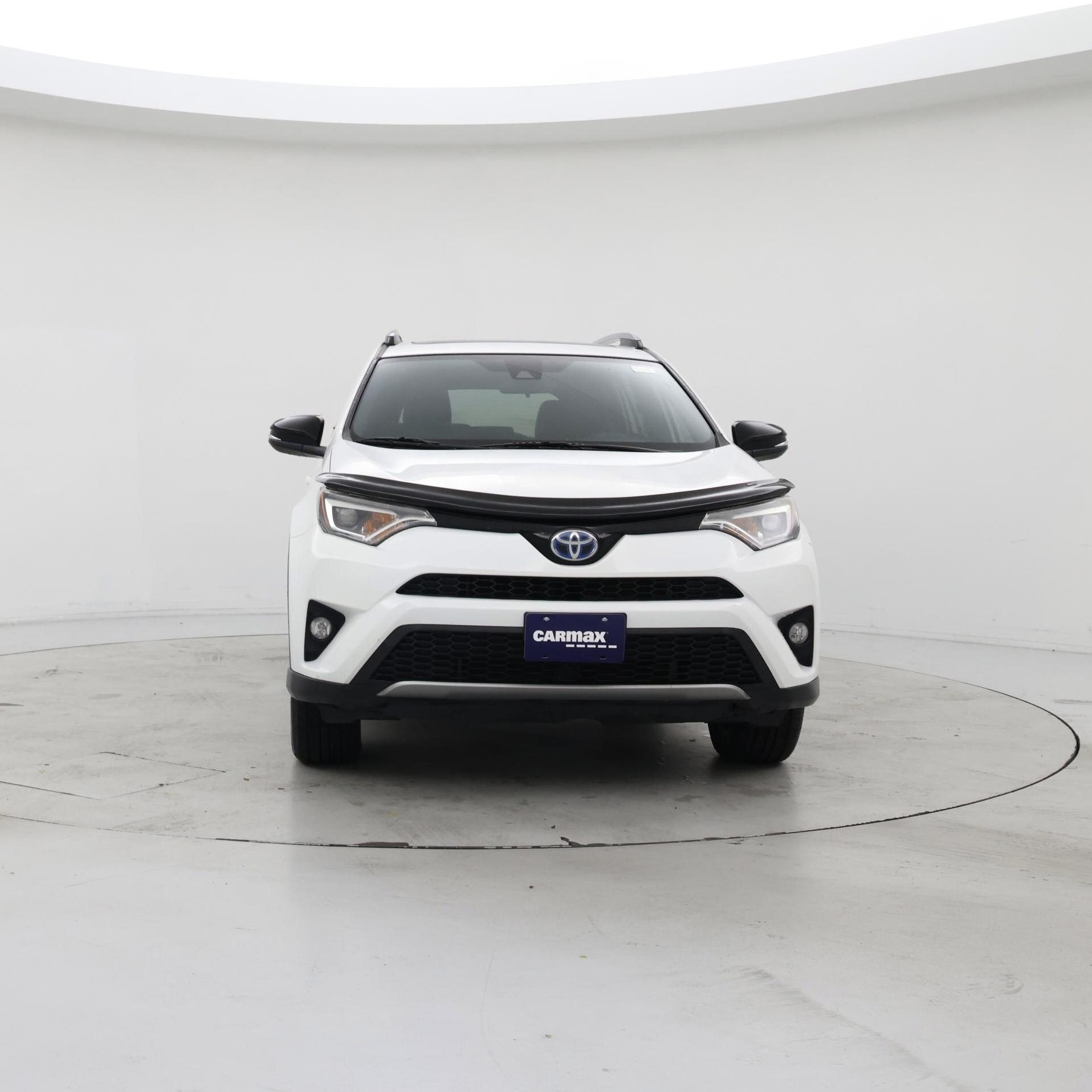 Thumbnail: 2017 Toyota RAV4 - 5