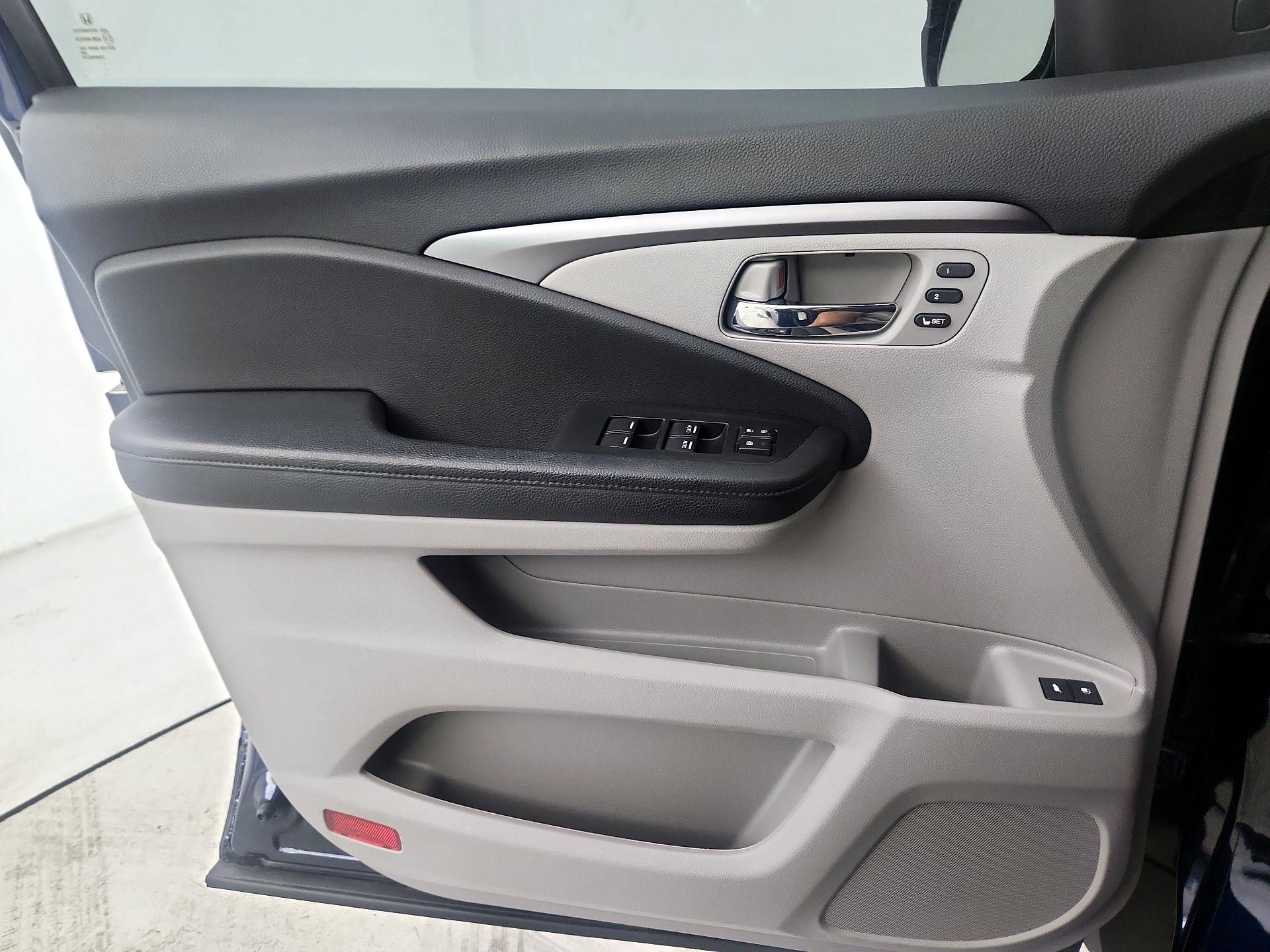 Thumbnail: 2022 Honda Pilot - 12