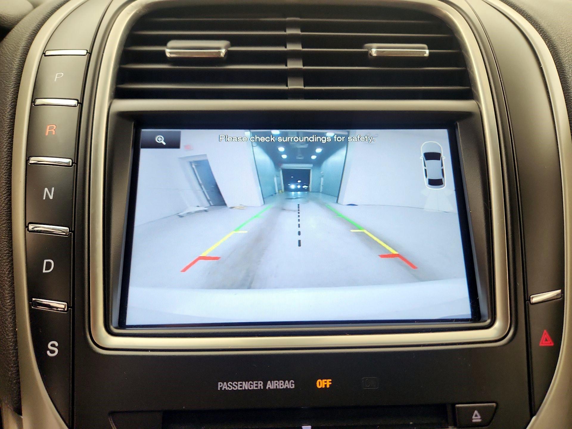 Thumbnail: 2016 Lincoln MKX - 14