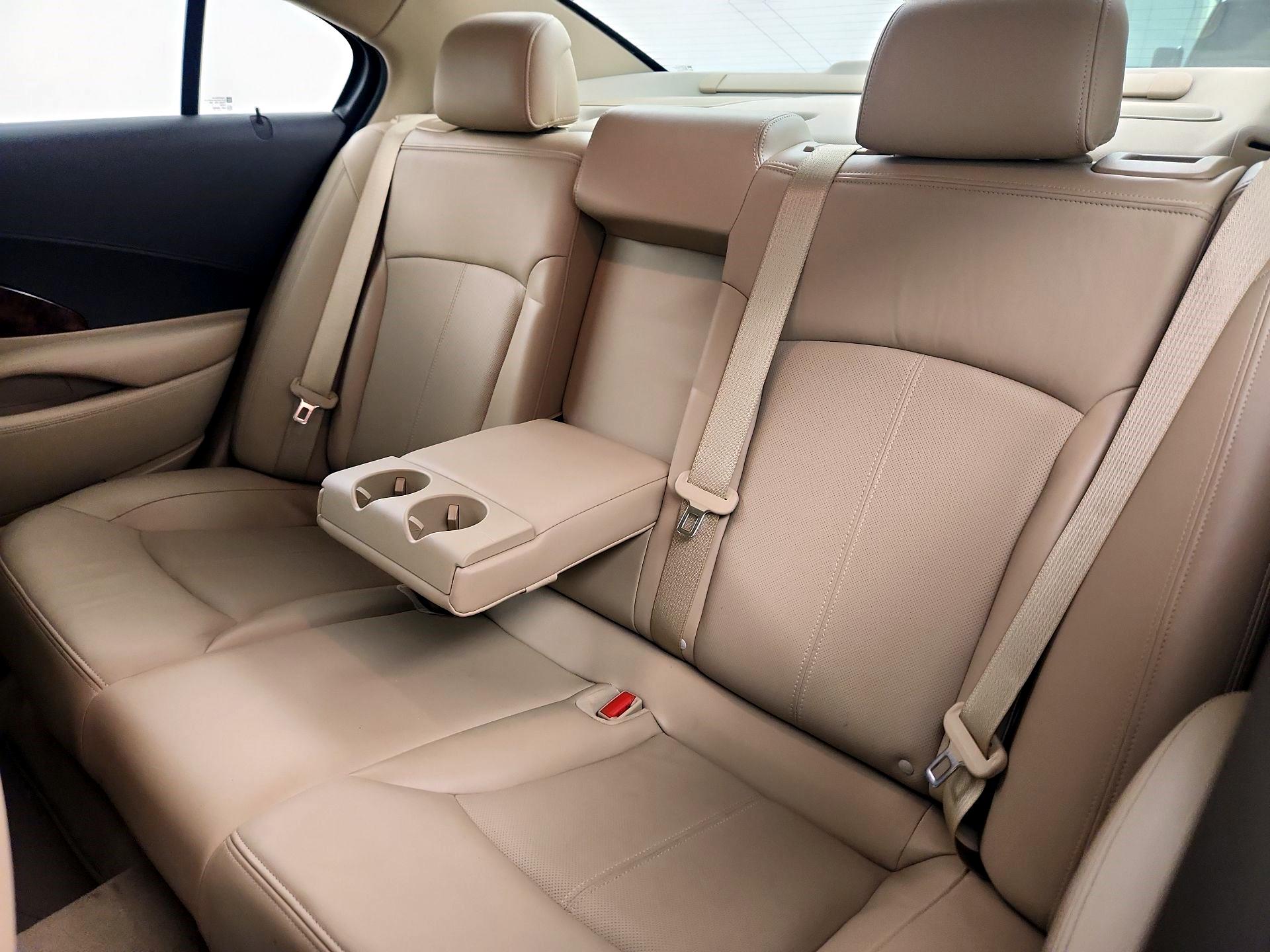 Thumbnail: 2013 Buick LaCrosse - 19