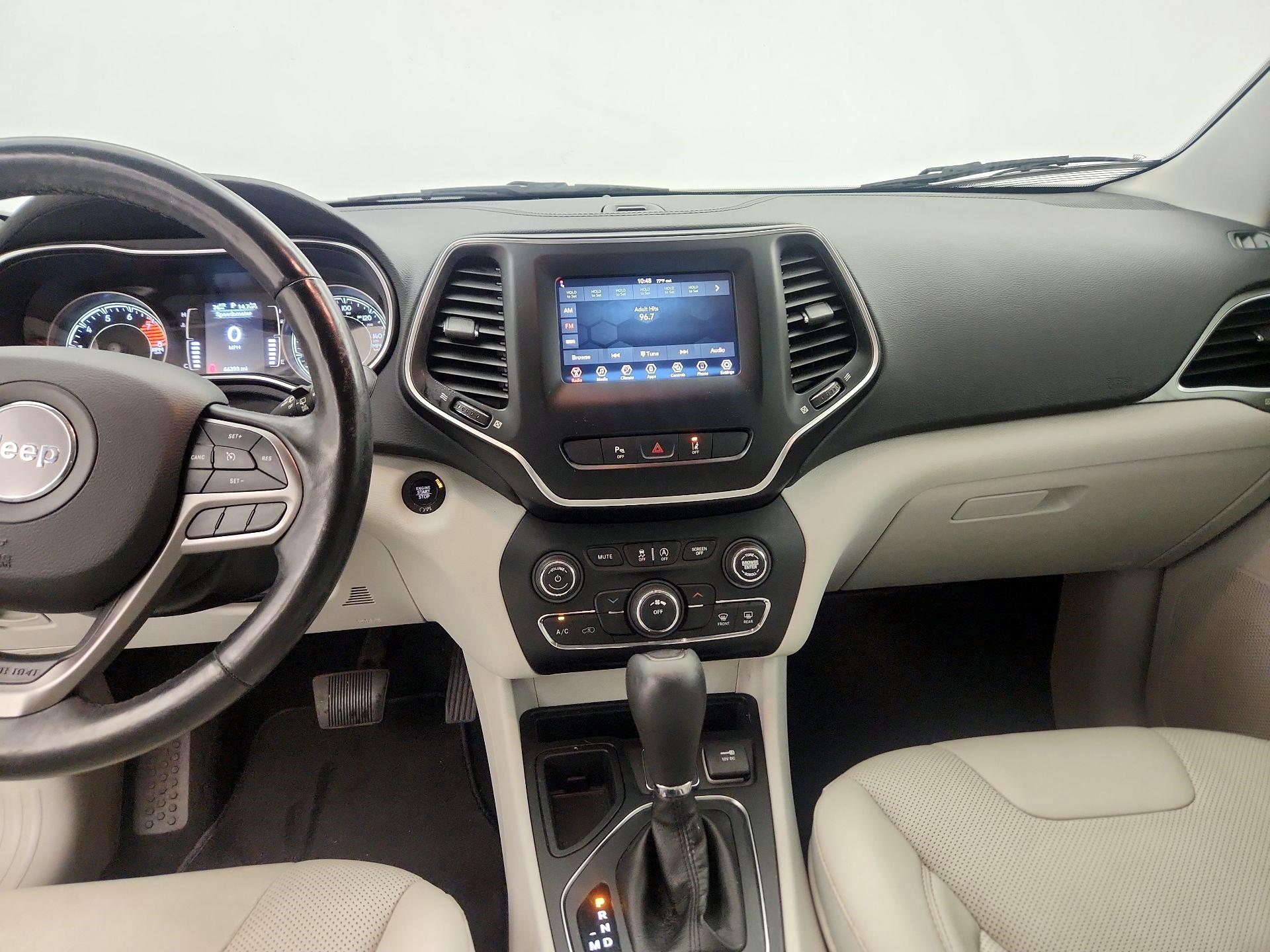 Thumbnail: 2020 Jeep Cherokee - 9