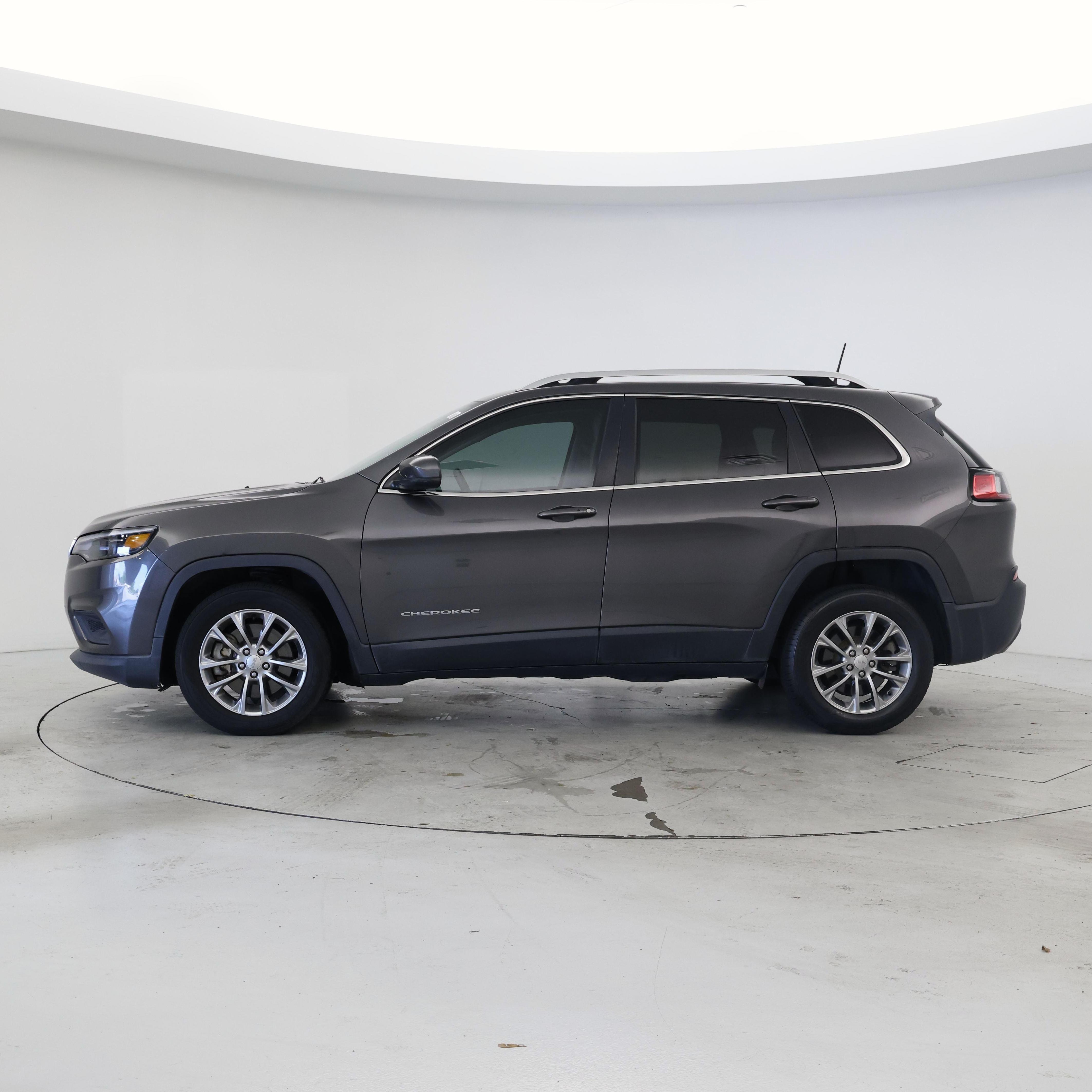 Thumbnail: 2020 Jeep Cherokee - 3