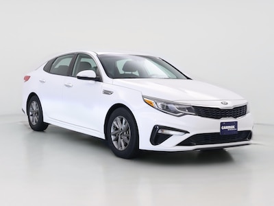 White 2019 Kia Optima LX