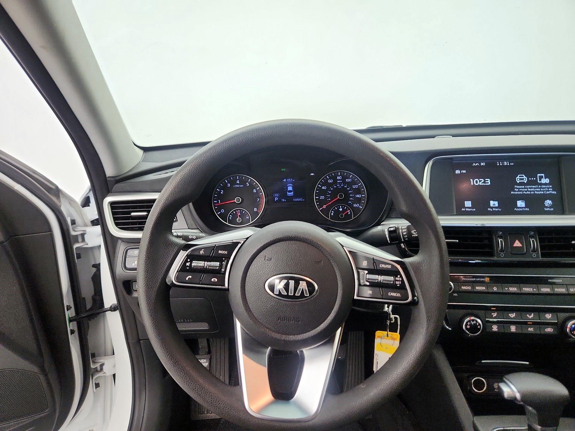 Thumbnail: 2019 Kia Optima - 10