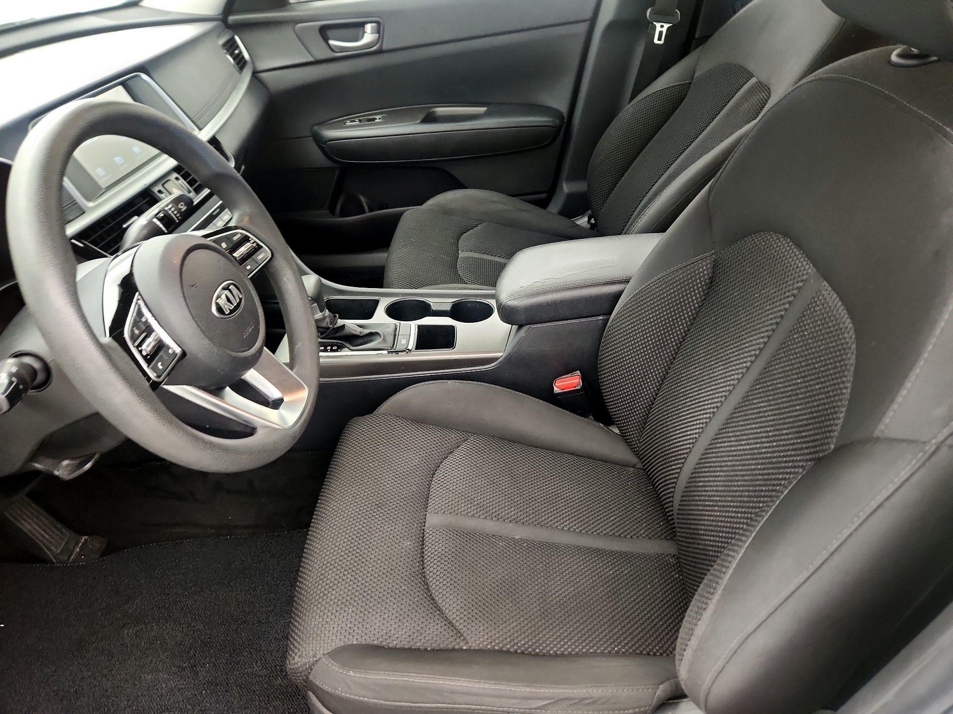 Thumbnail: 2019 Kia Optima - 11