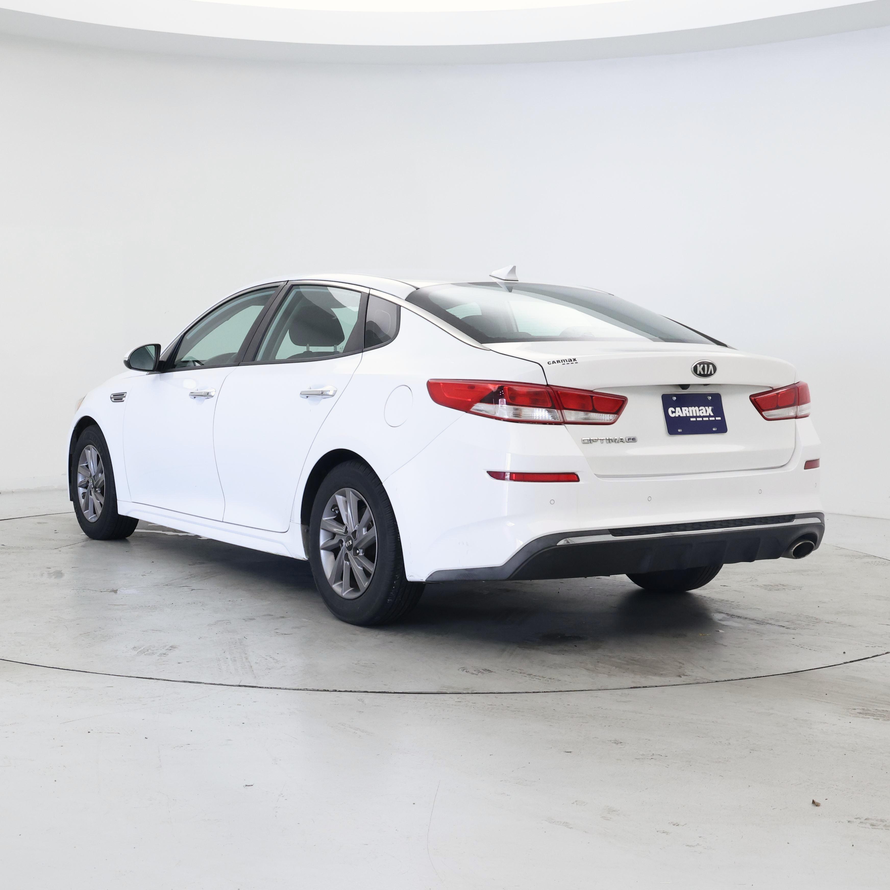 Thumbnail: 2019 Kia Optima - 2