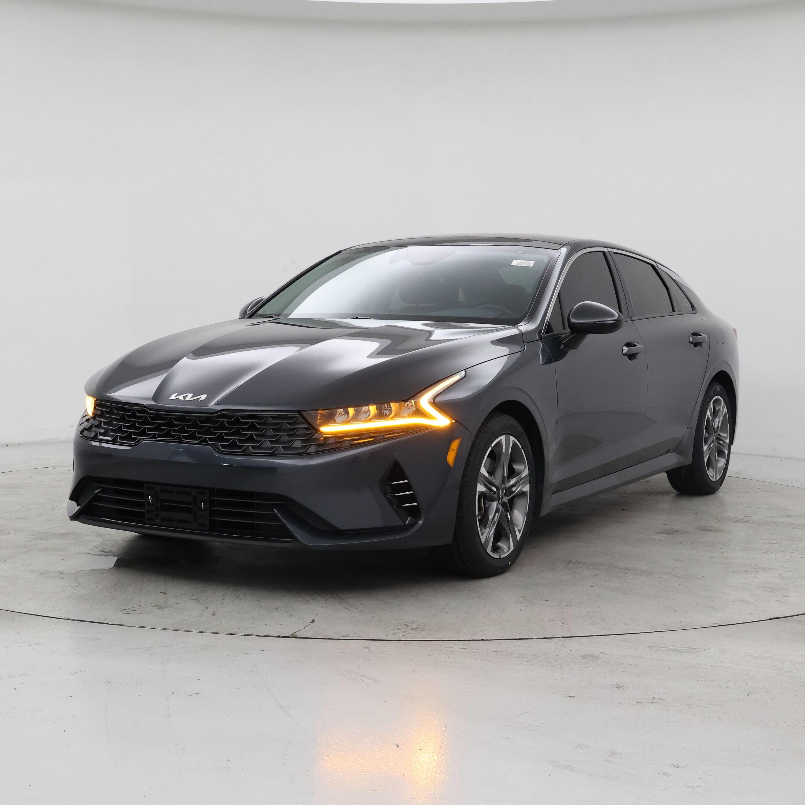 Thumbnail: 2023 Kia K5 - 4