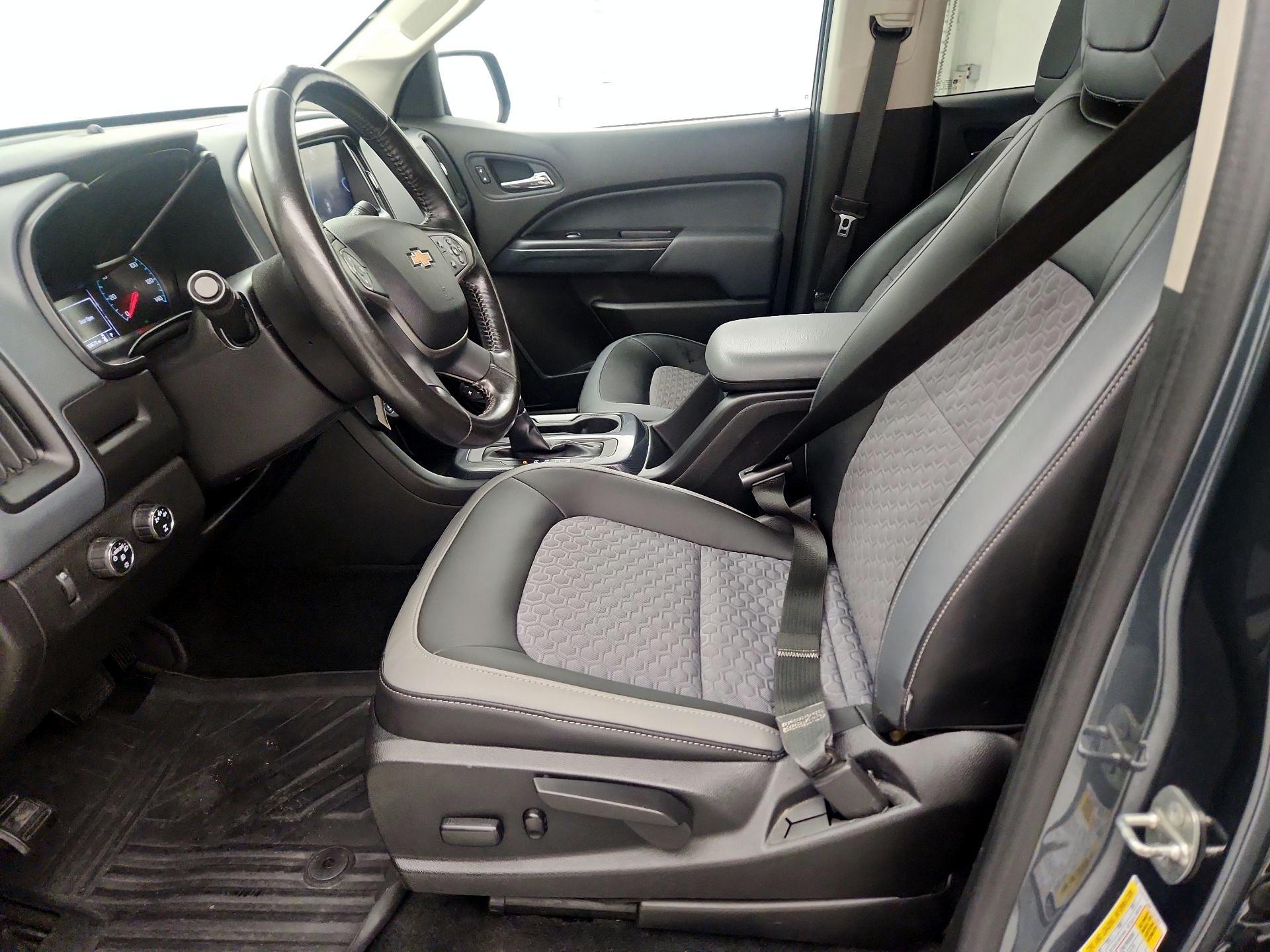 Thumbnail: 2015 Chevrolet Colorado - 11