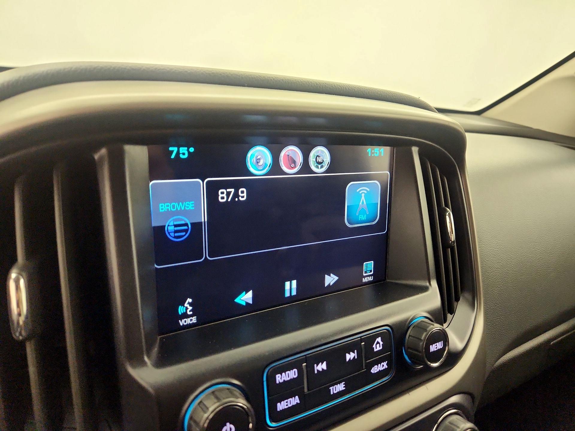Thumbnail: 2015 Chevrolet Colorado - 16