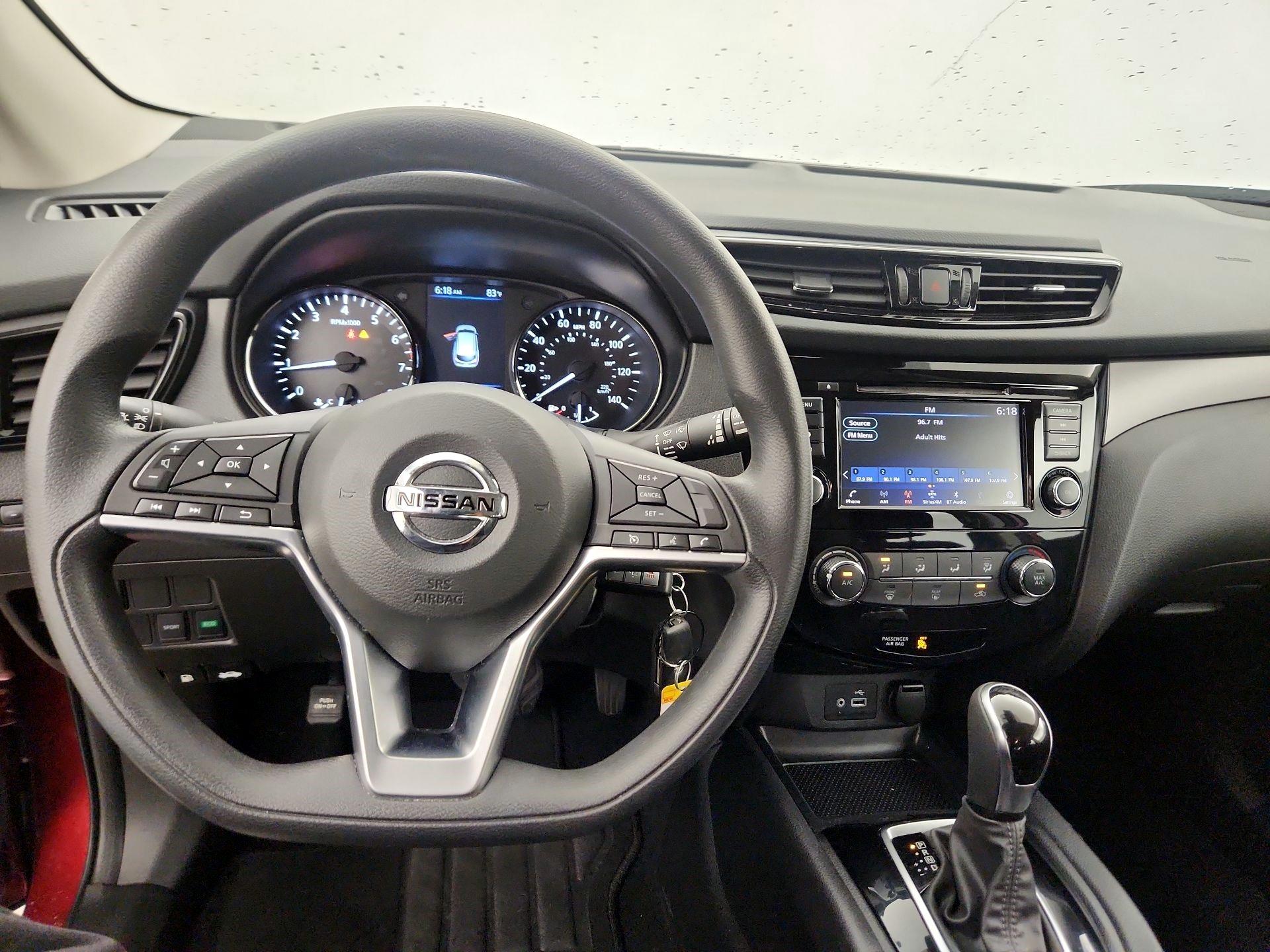 Thumbnail: 2022 Nissan Rogue Sport - 9