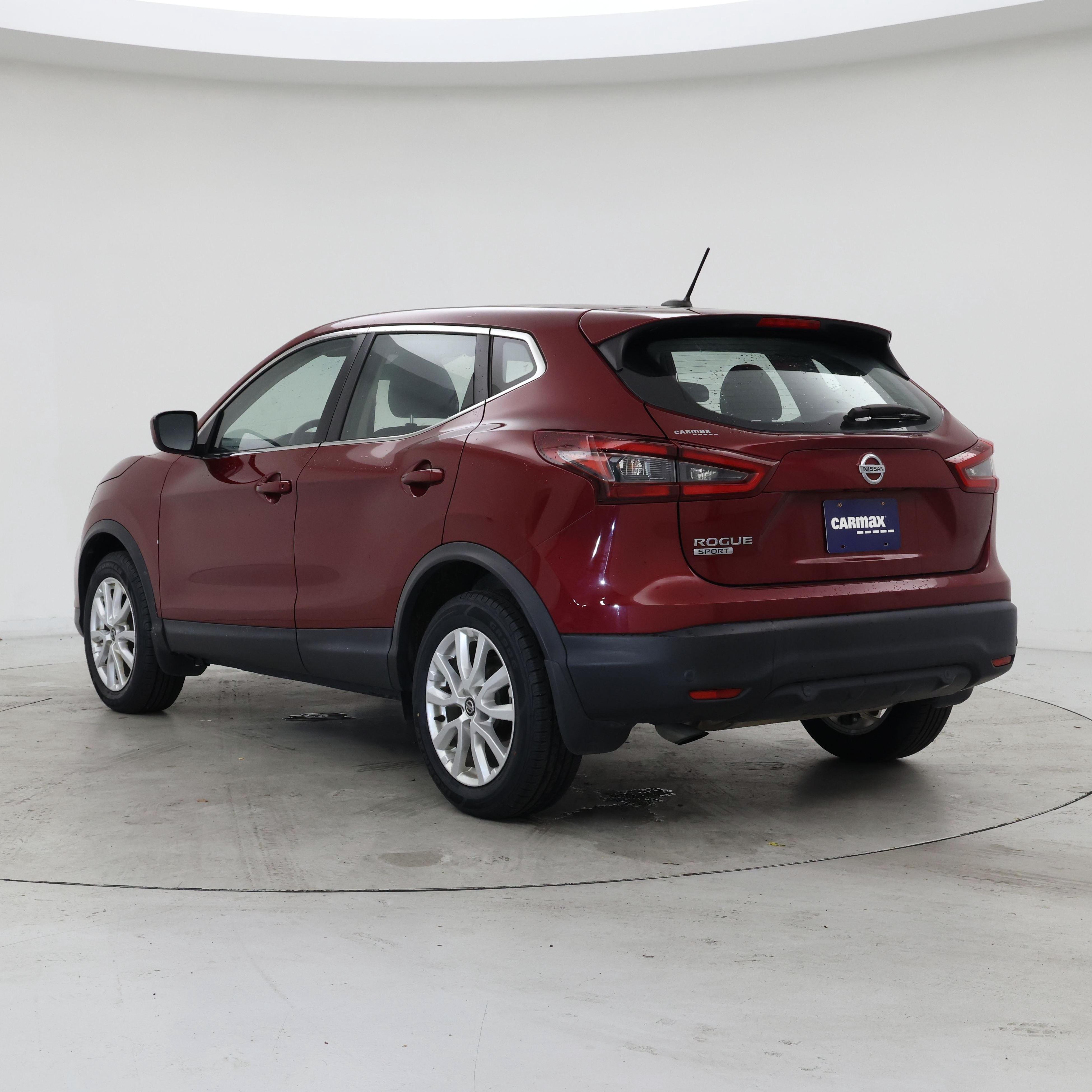 Thumbnail: 2022 Nissan Rogue Sport - 2