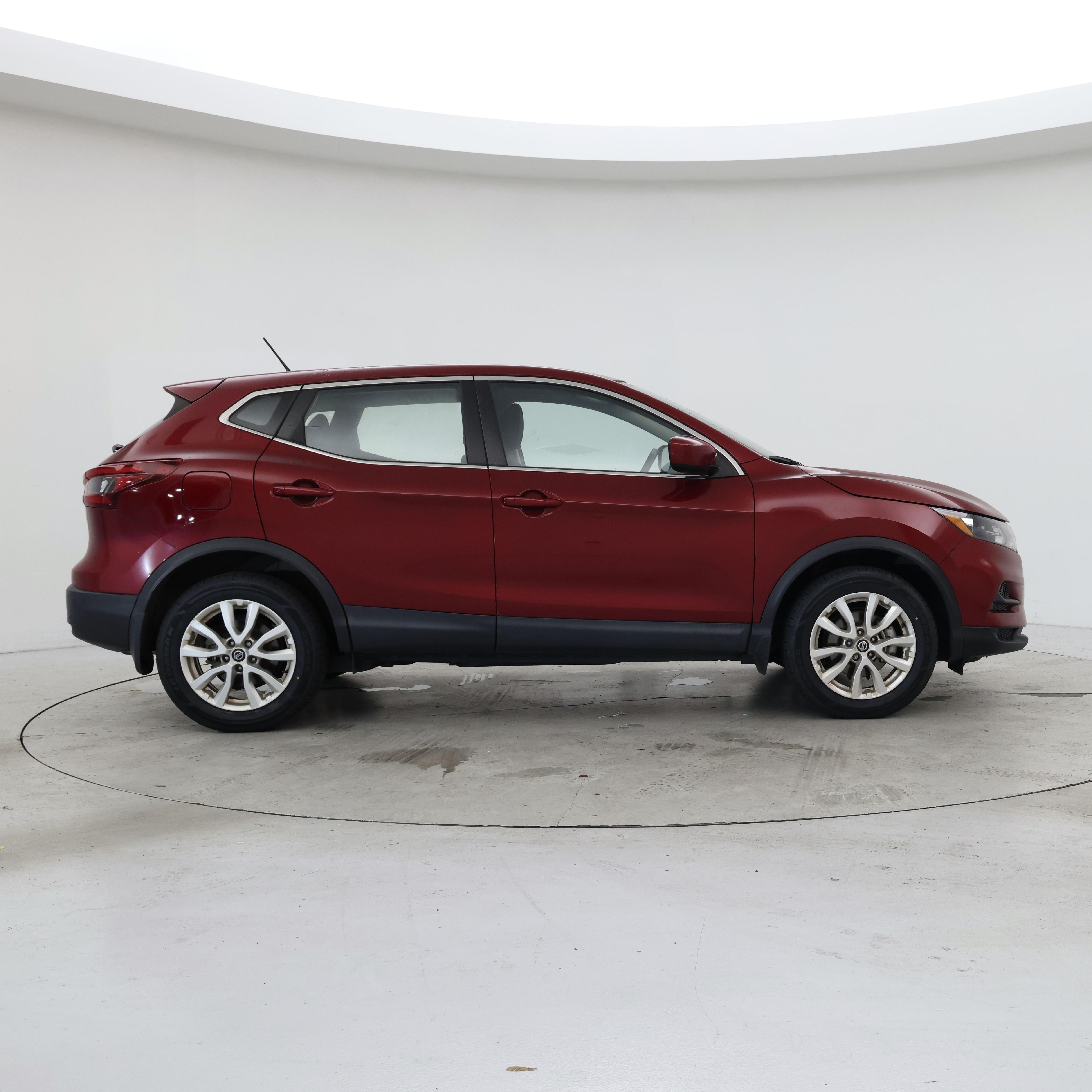Thumbnail: 2022 Nissan Rogue Sport - 7