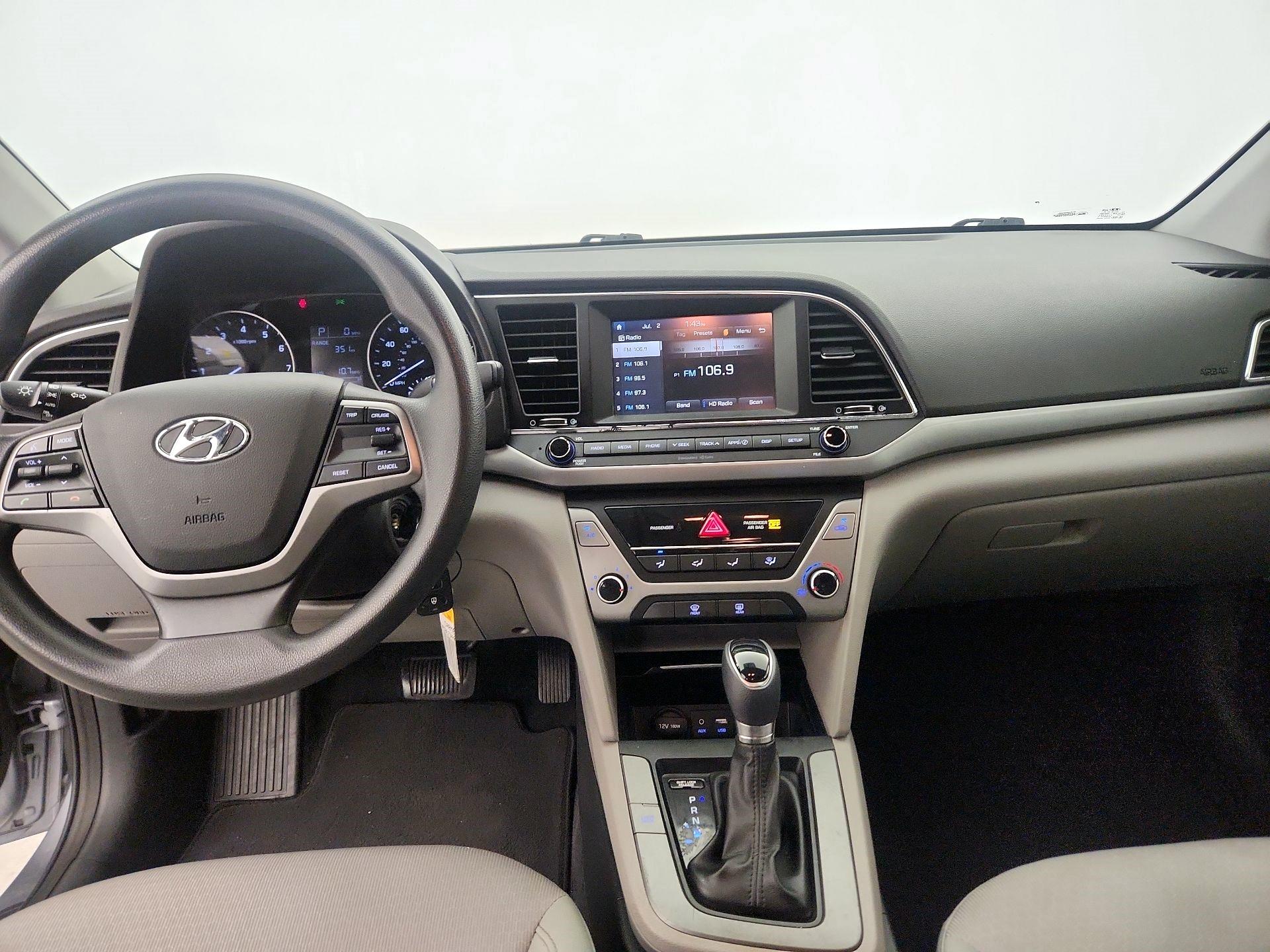 Thumbnail: 2017 Hyundai Elantra - 9